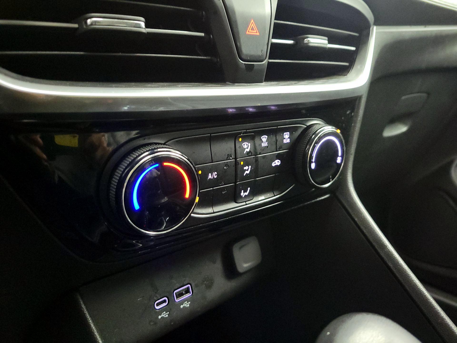 Thumbnail: 2024 Buick Encore GX - 16