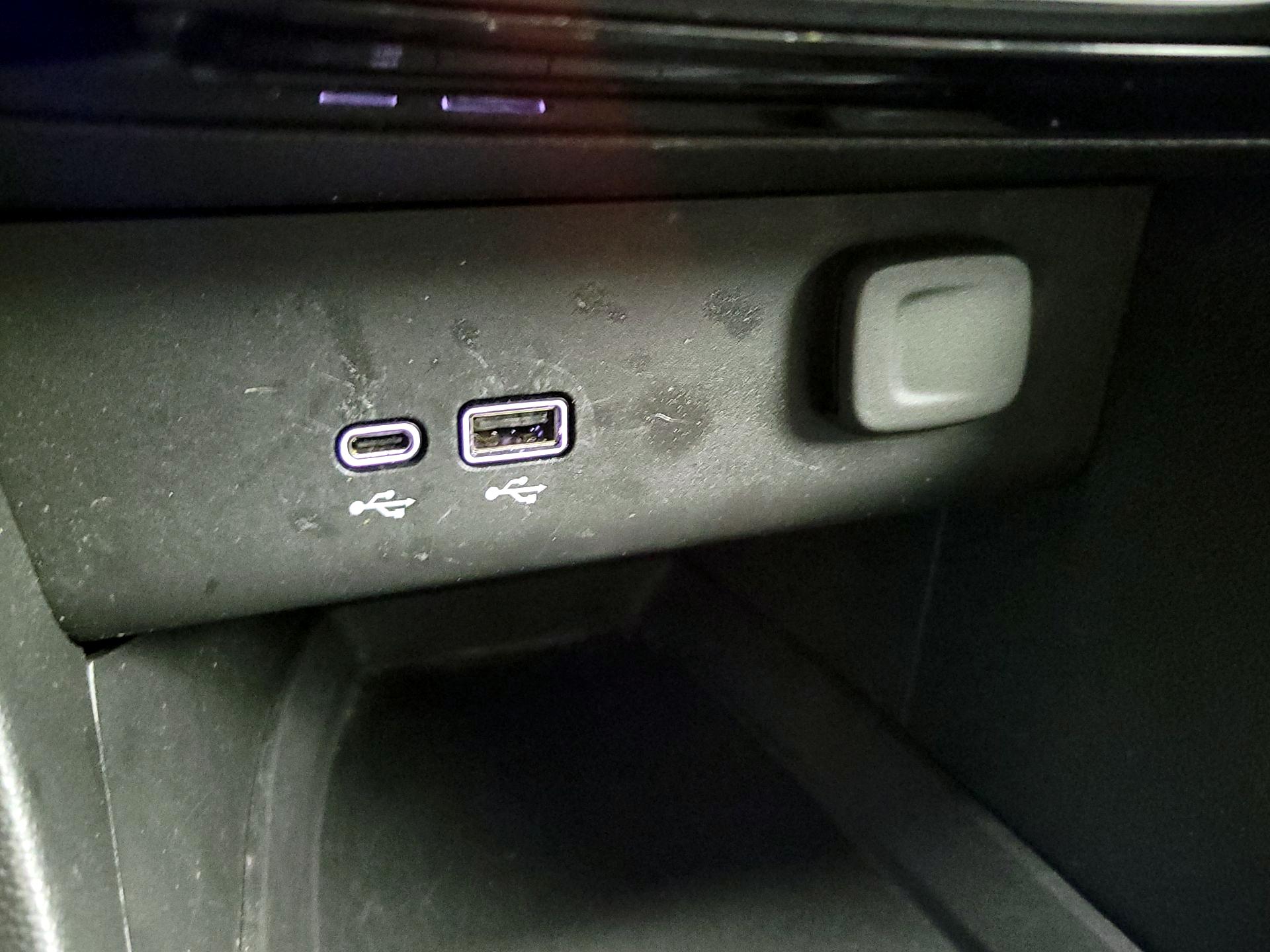 Thumbnail: 2024 Buick Encore GX - 18