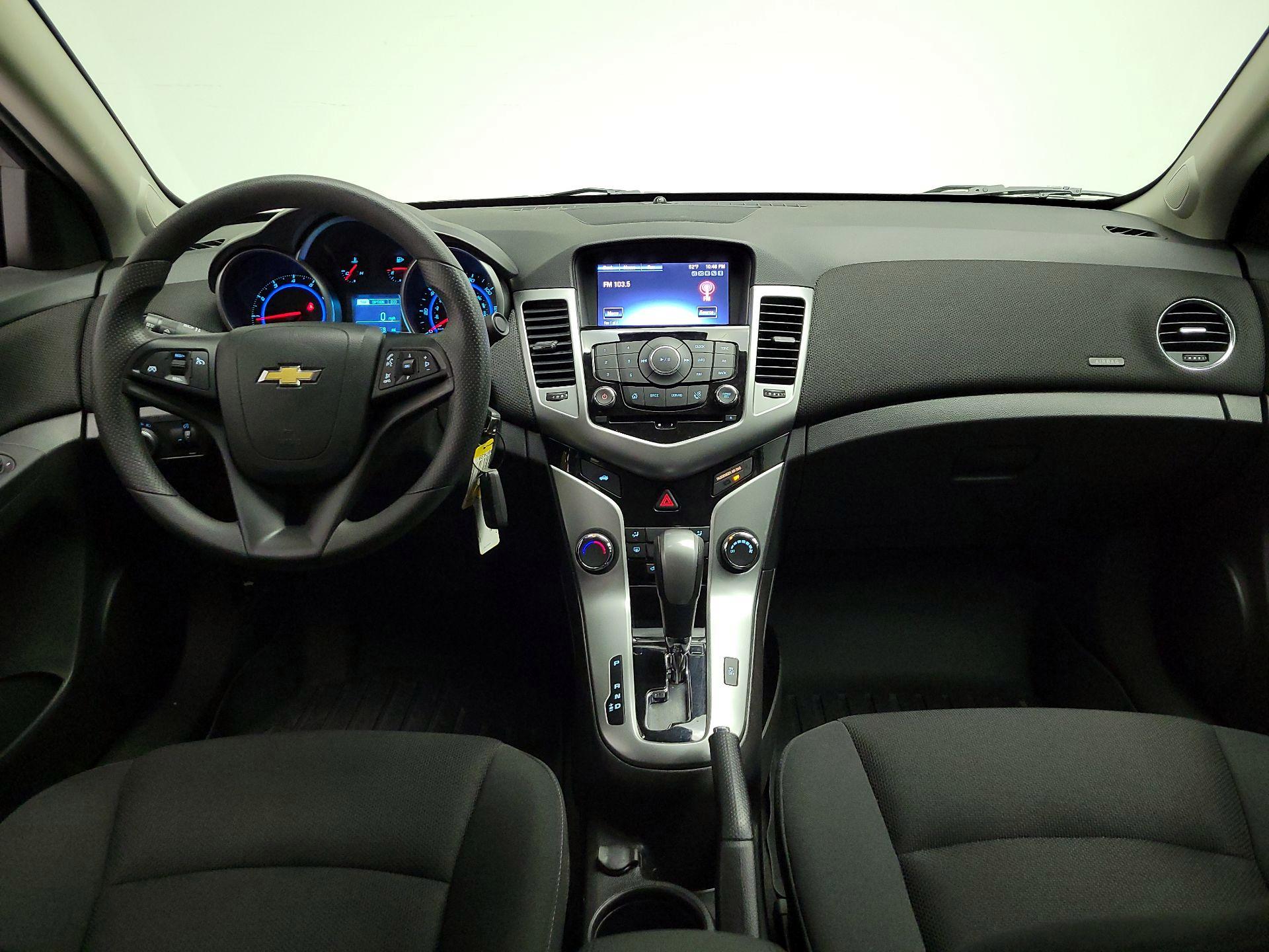 Thumbnail: 2016 Chevrolet Cruze - 9