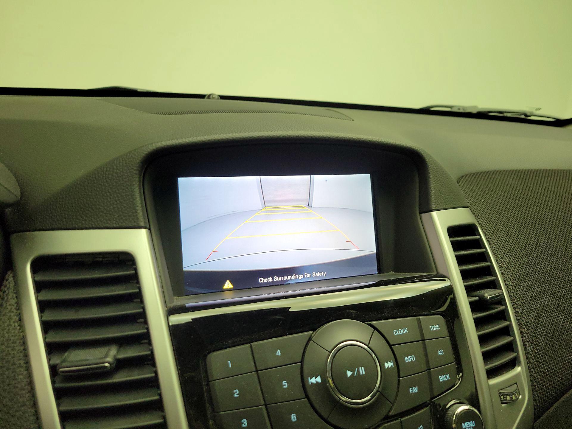 Thumbnail: 2016 Chevrolet Cruze - 13