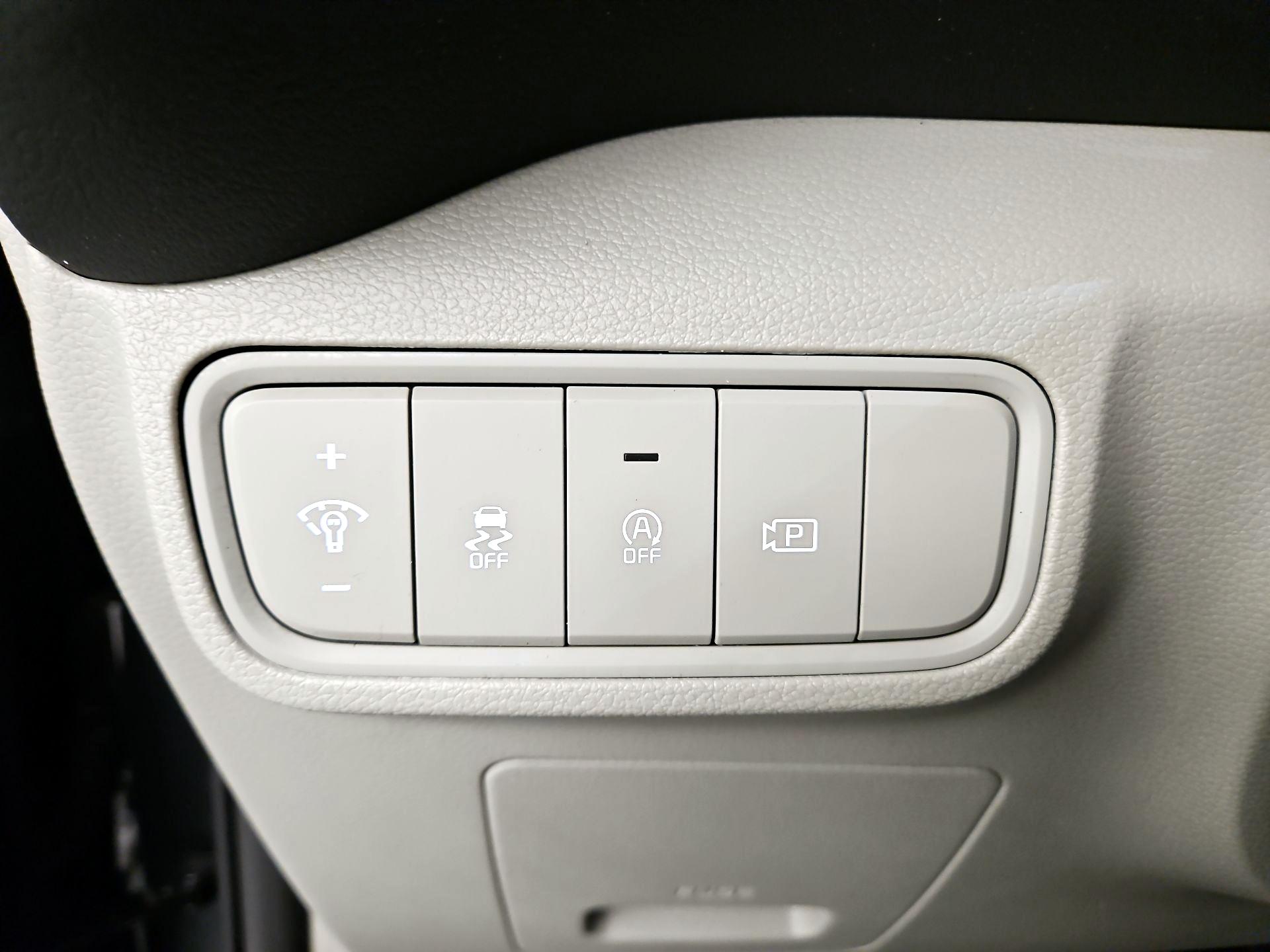 Thumbnail: 2023 Kia Soul - 13