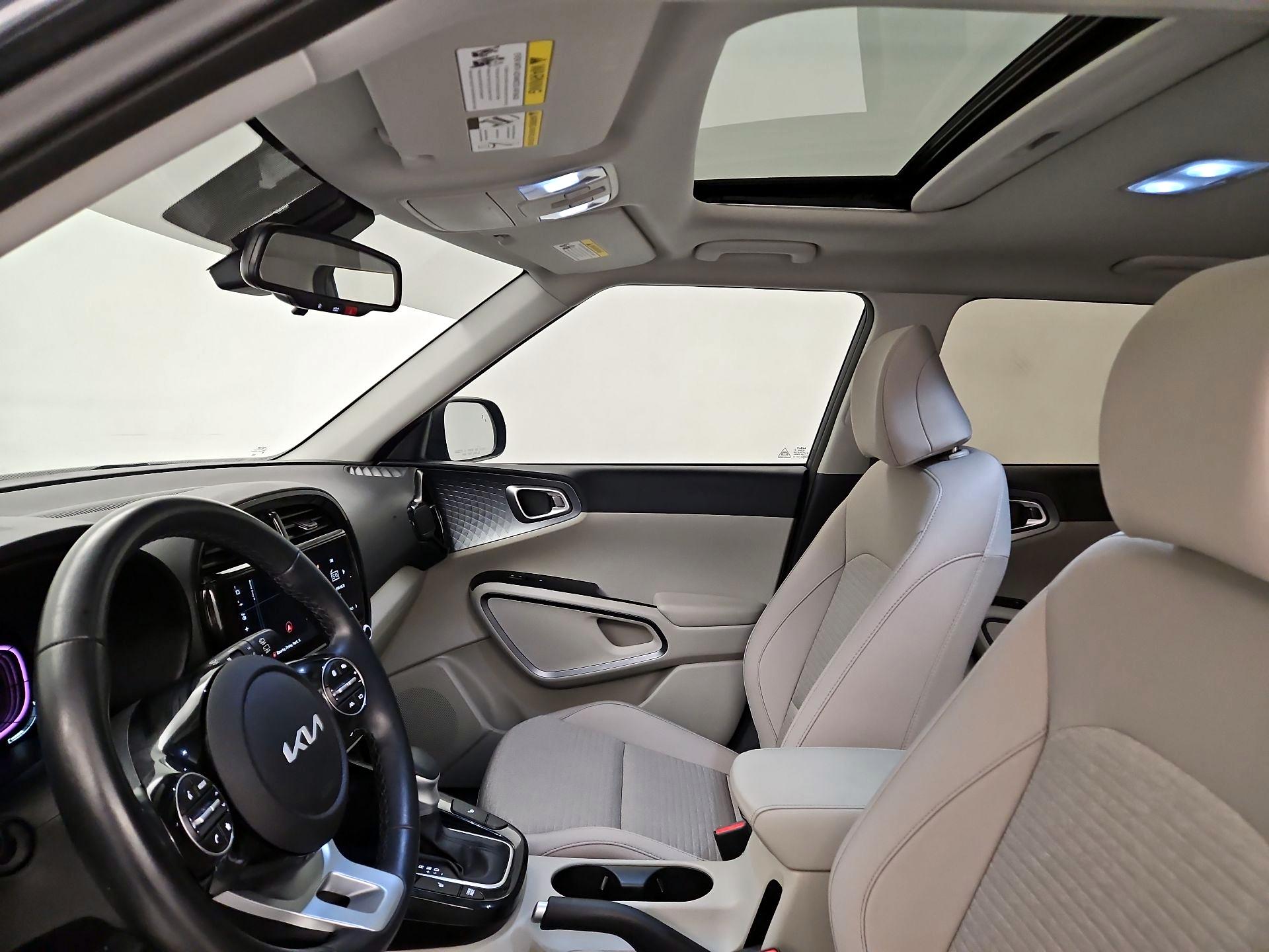 Thumbnail: 2023 Kia Soul - 20