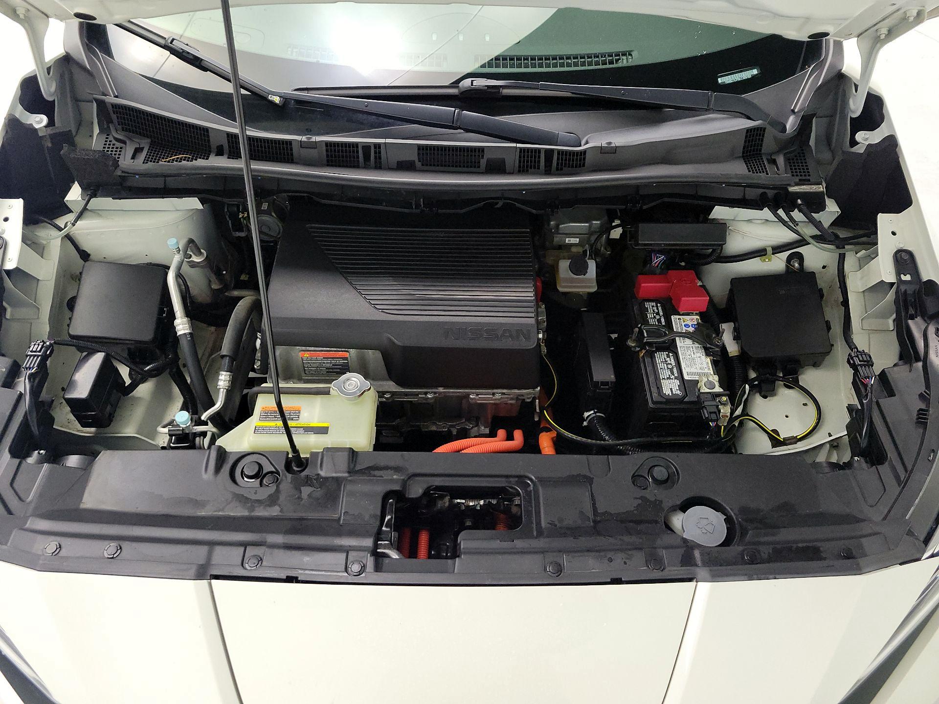 Thumbnail: 2020 Nissan Leaf - 18