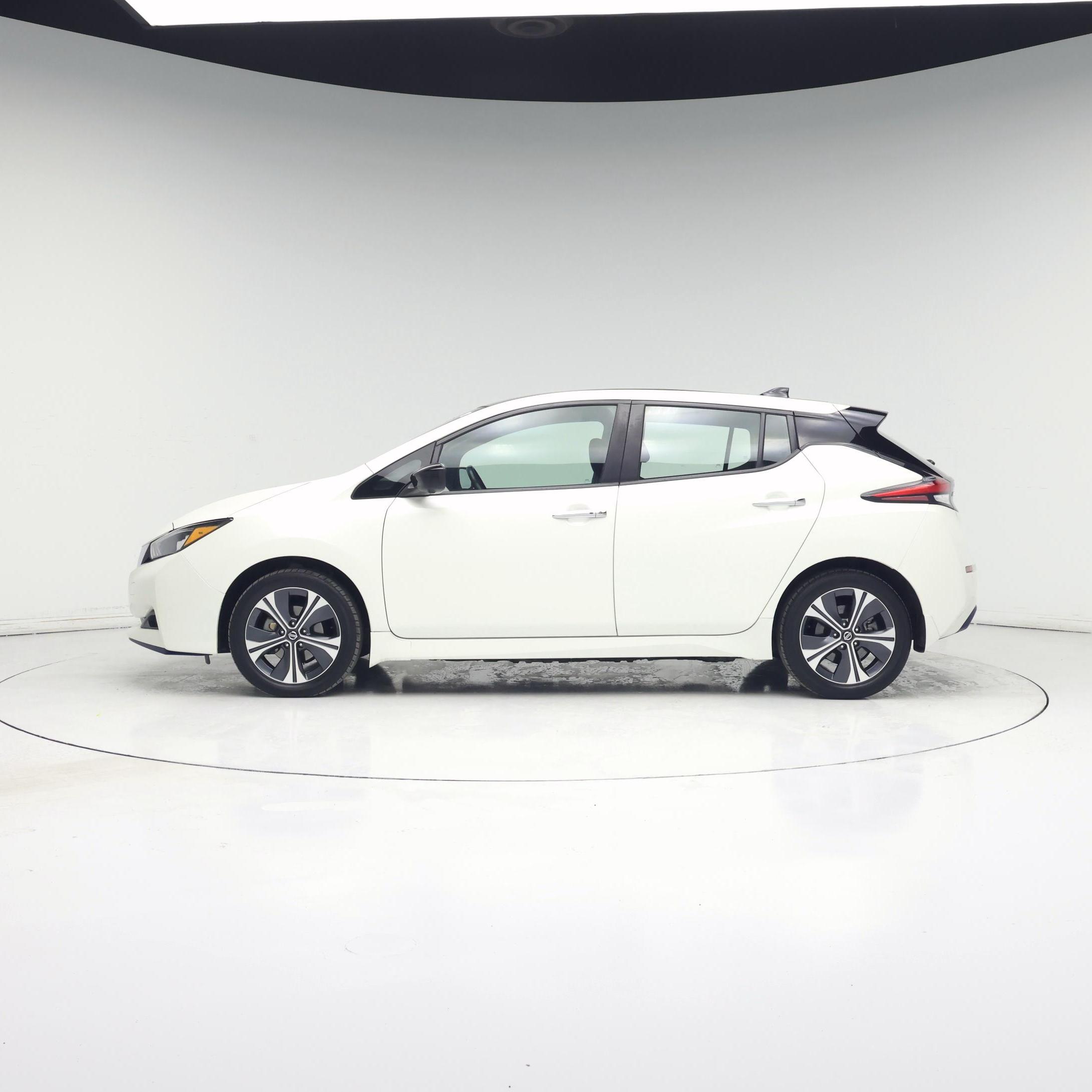 Thumbnail: 2020 Nissan Leaf - 3