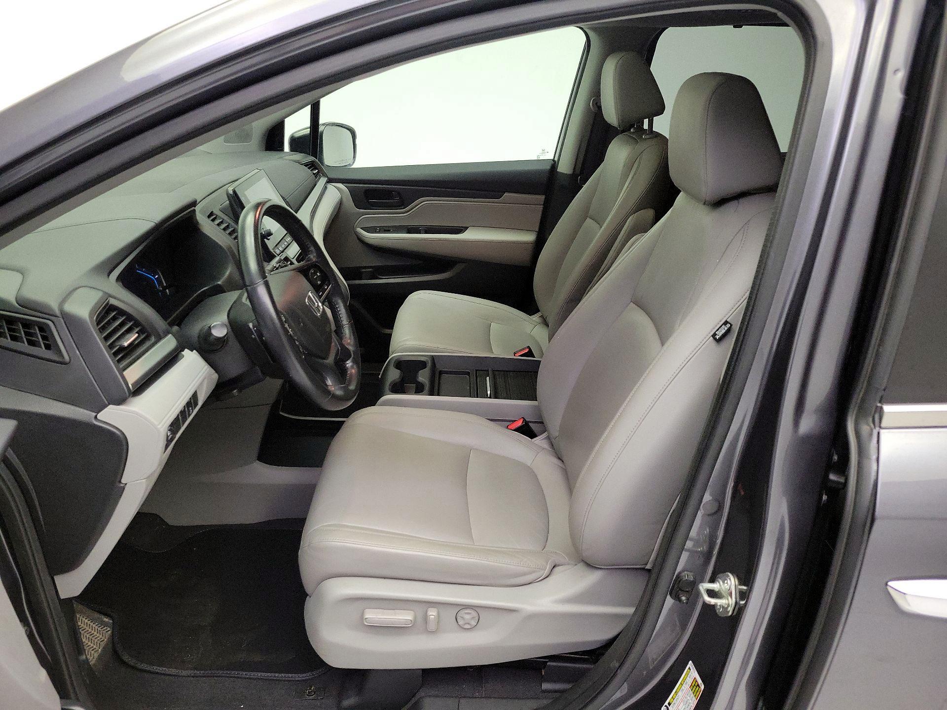 Thumbnail: 2018 Honda Odyssey - 11