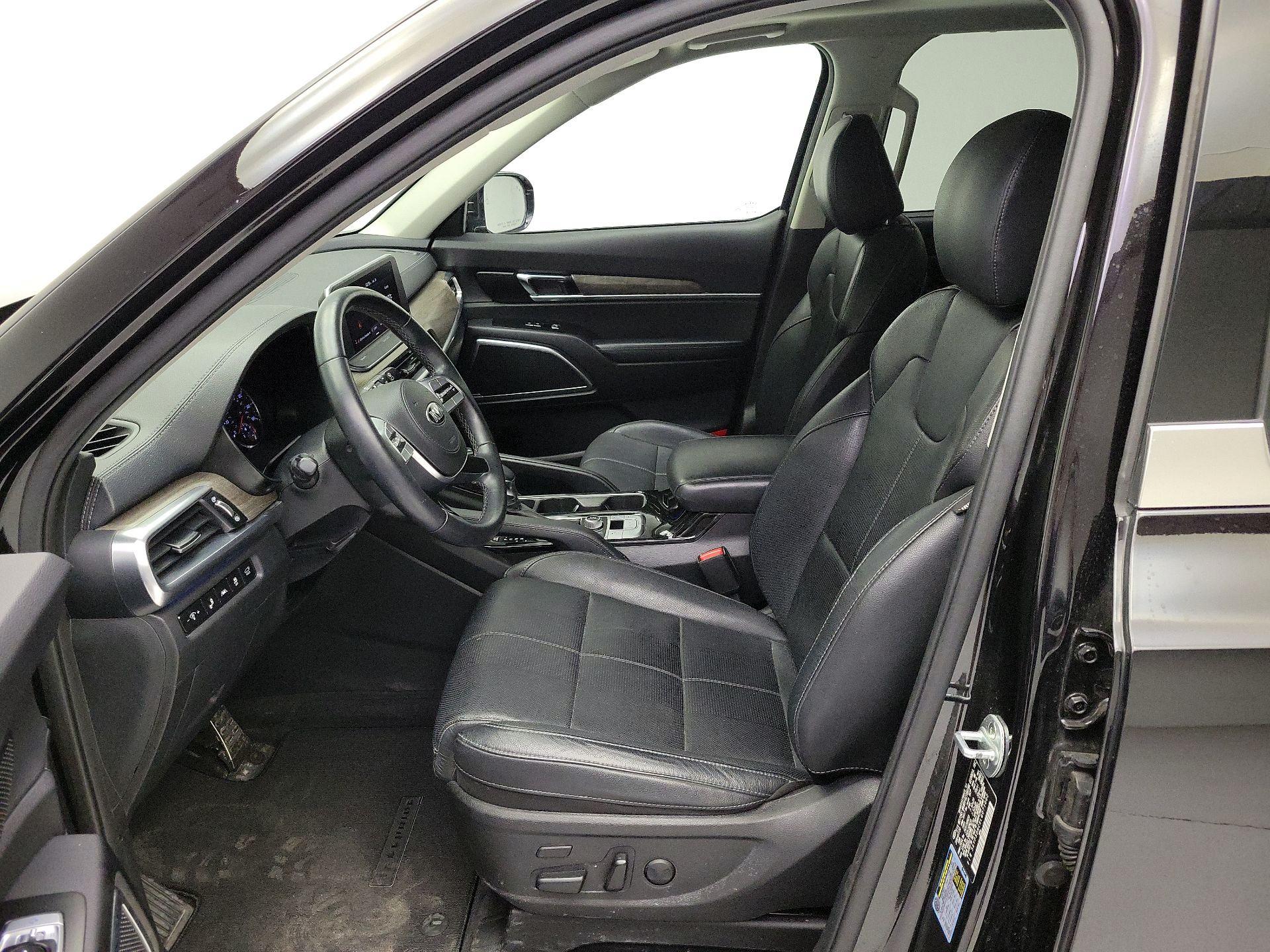 Thumbnail: 2020 Kia Telluride - 11