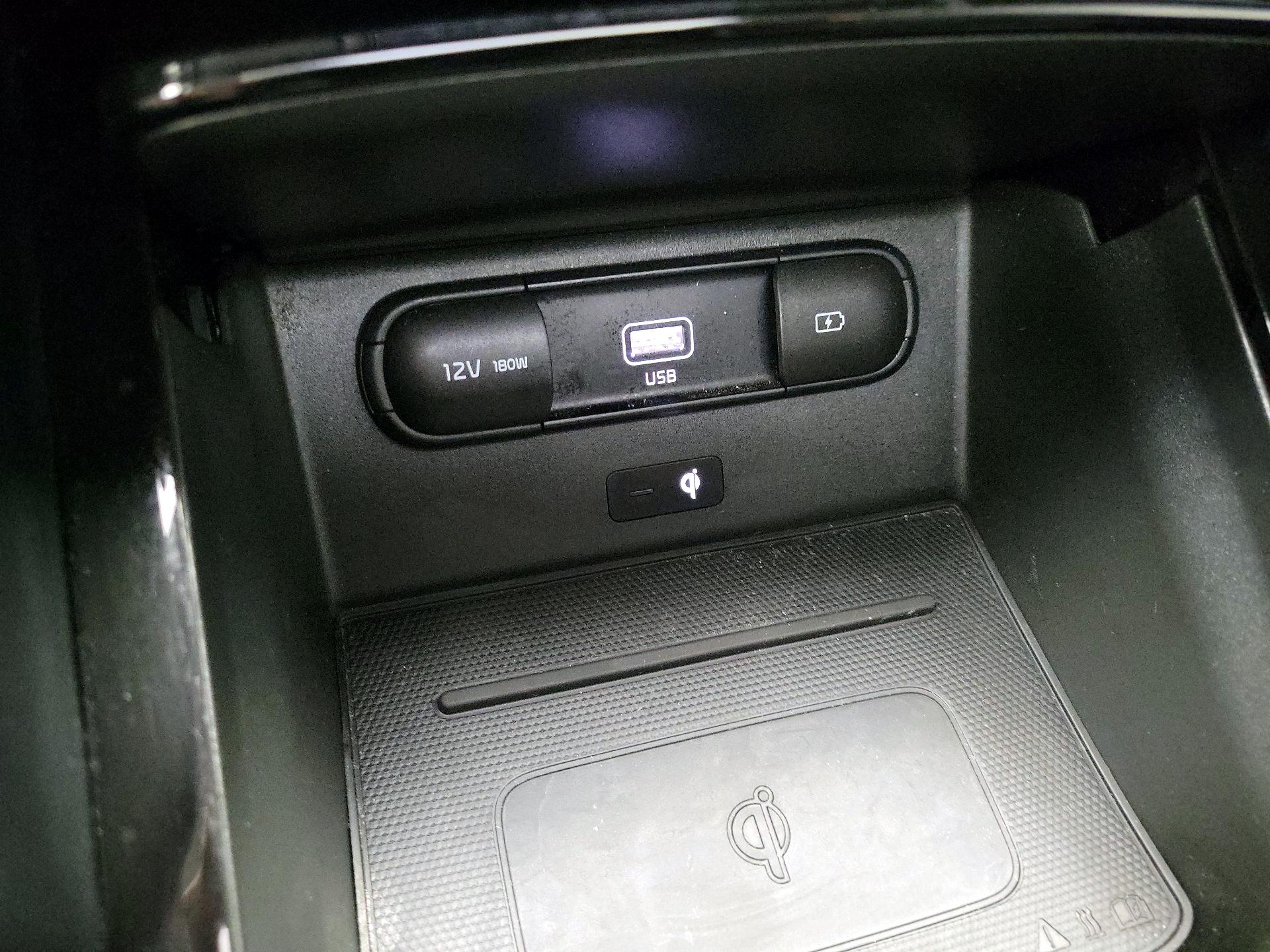 Thumbnail: 2020 Kia Telluride - 19