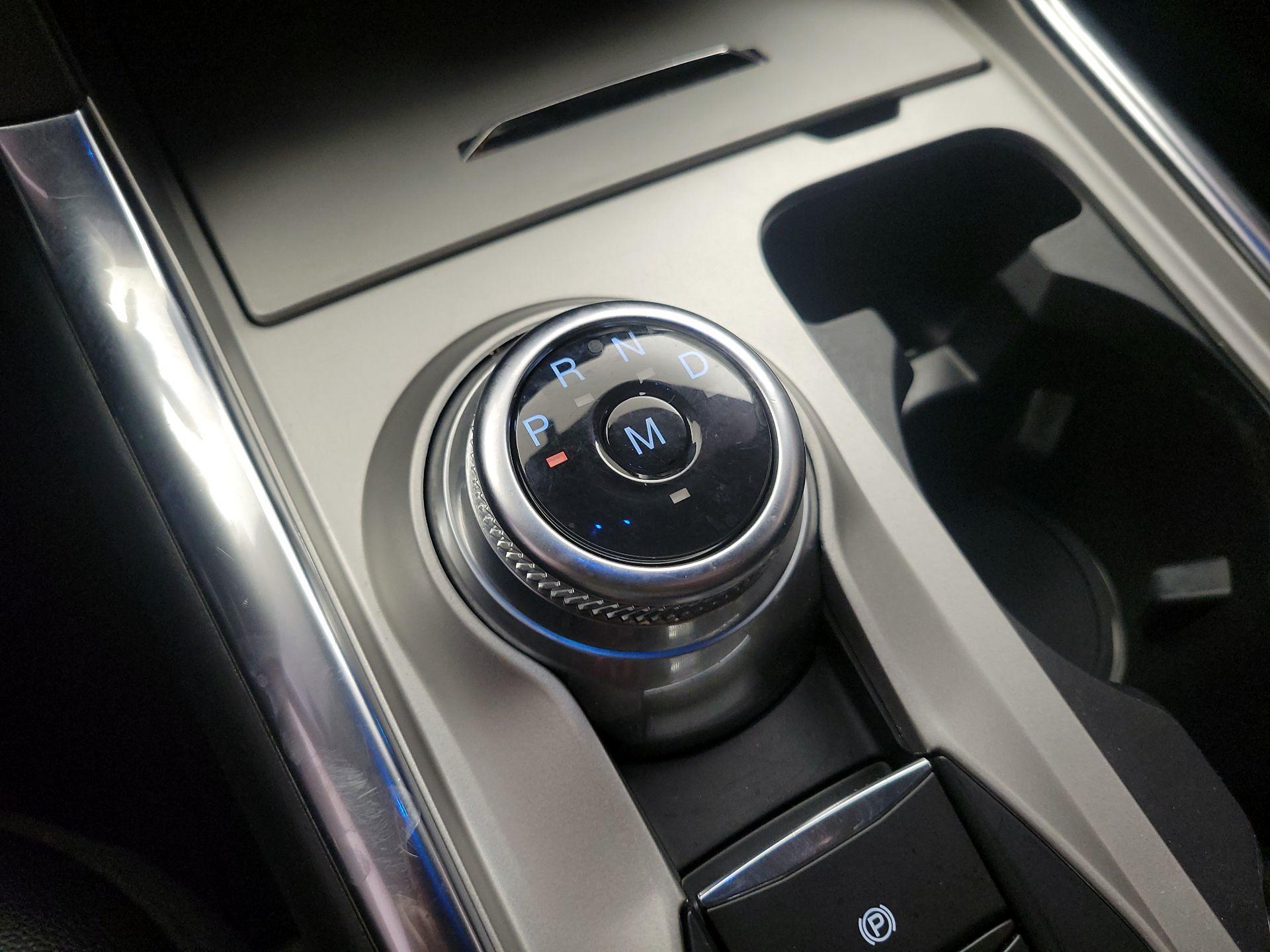 Thumbnail: 2021 Ford Explorer - 18