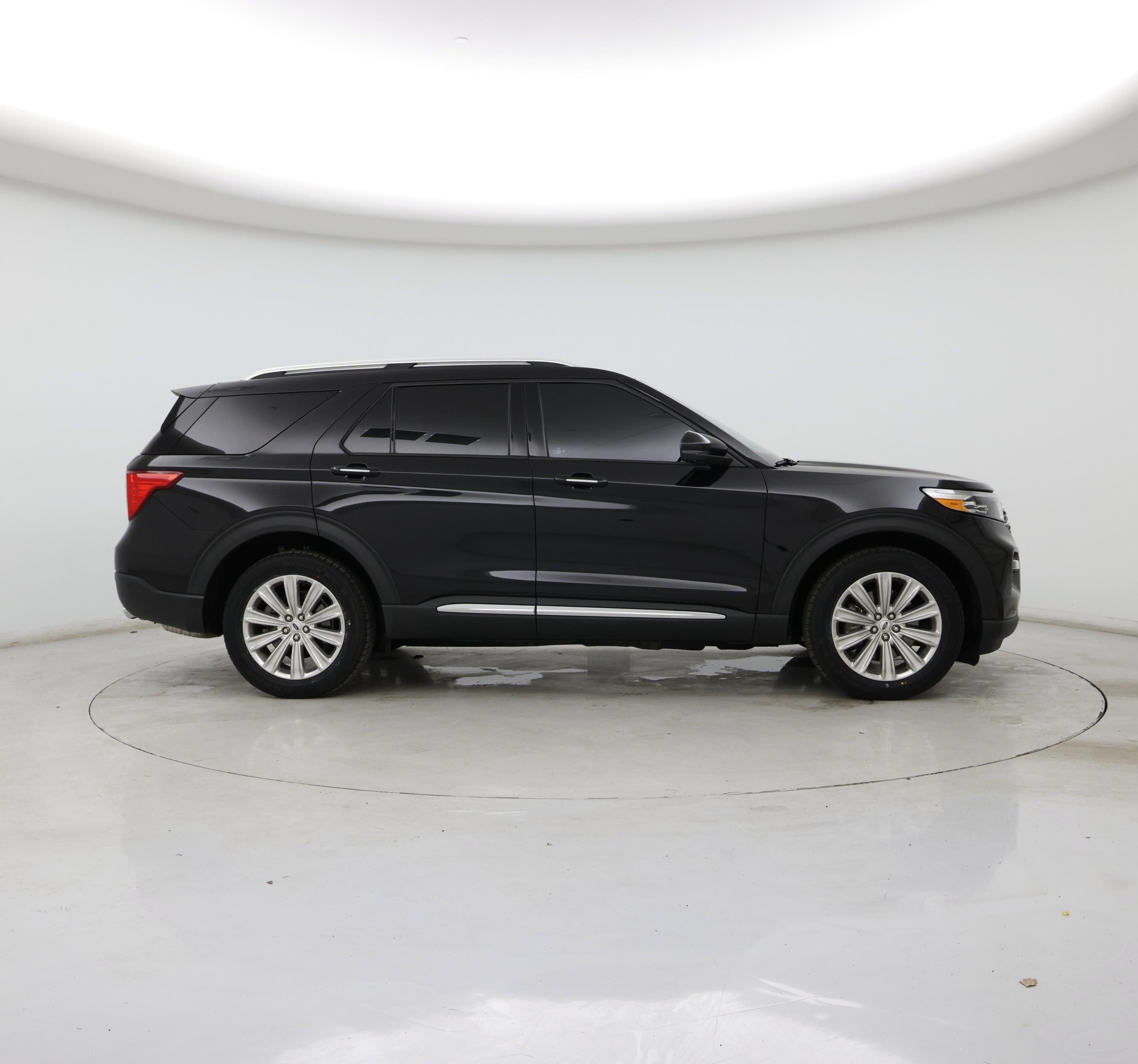 Thumbnail: 2021 Ford Explorer - 7