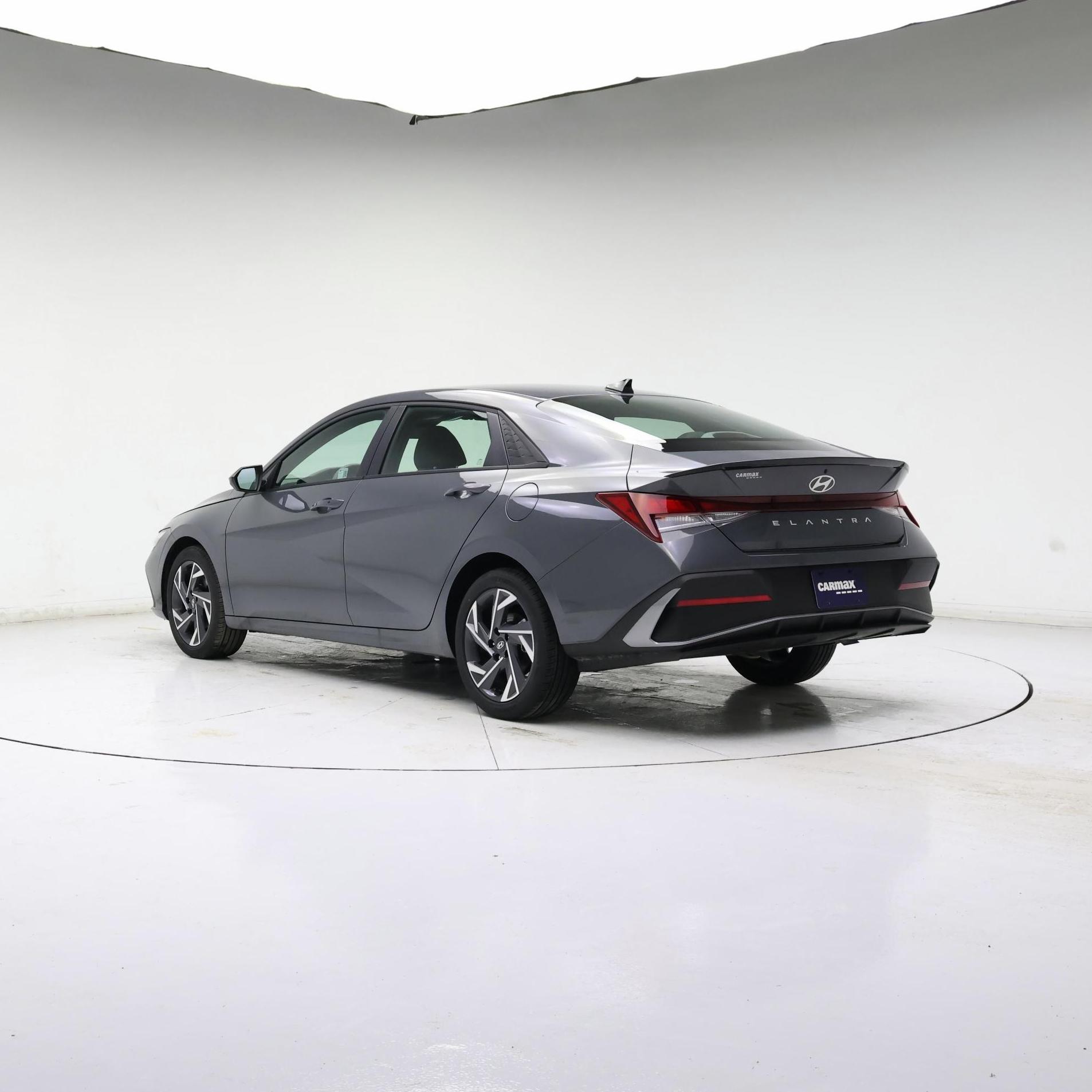 Thumbnail: 2025 Hyundai Elantra - 2