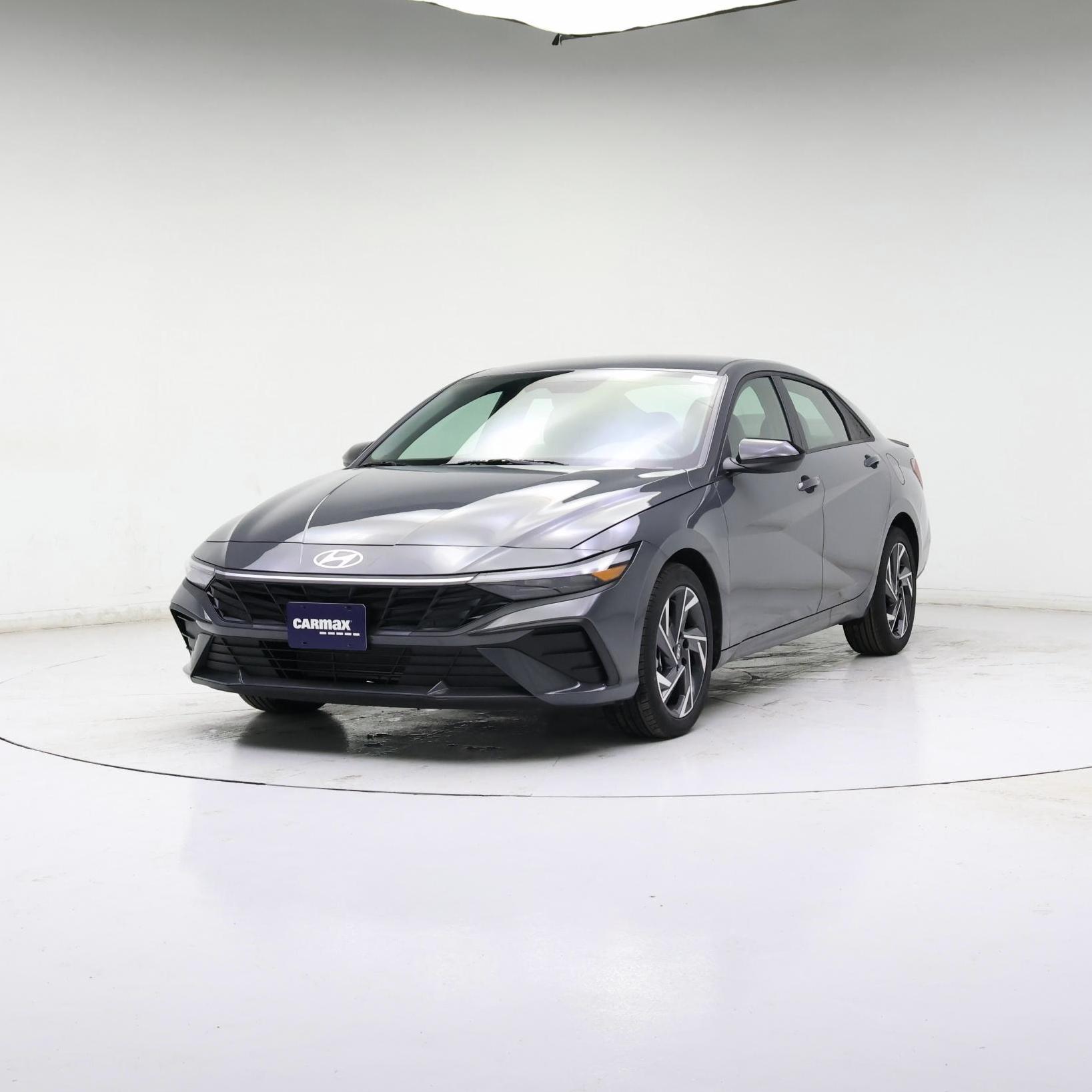 Thumbnail: 2025 Hyundai Elantra - 4