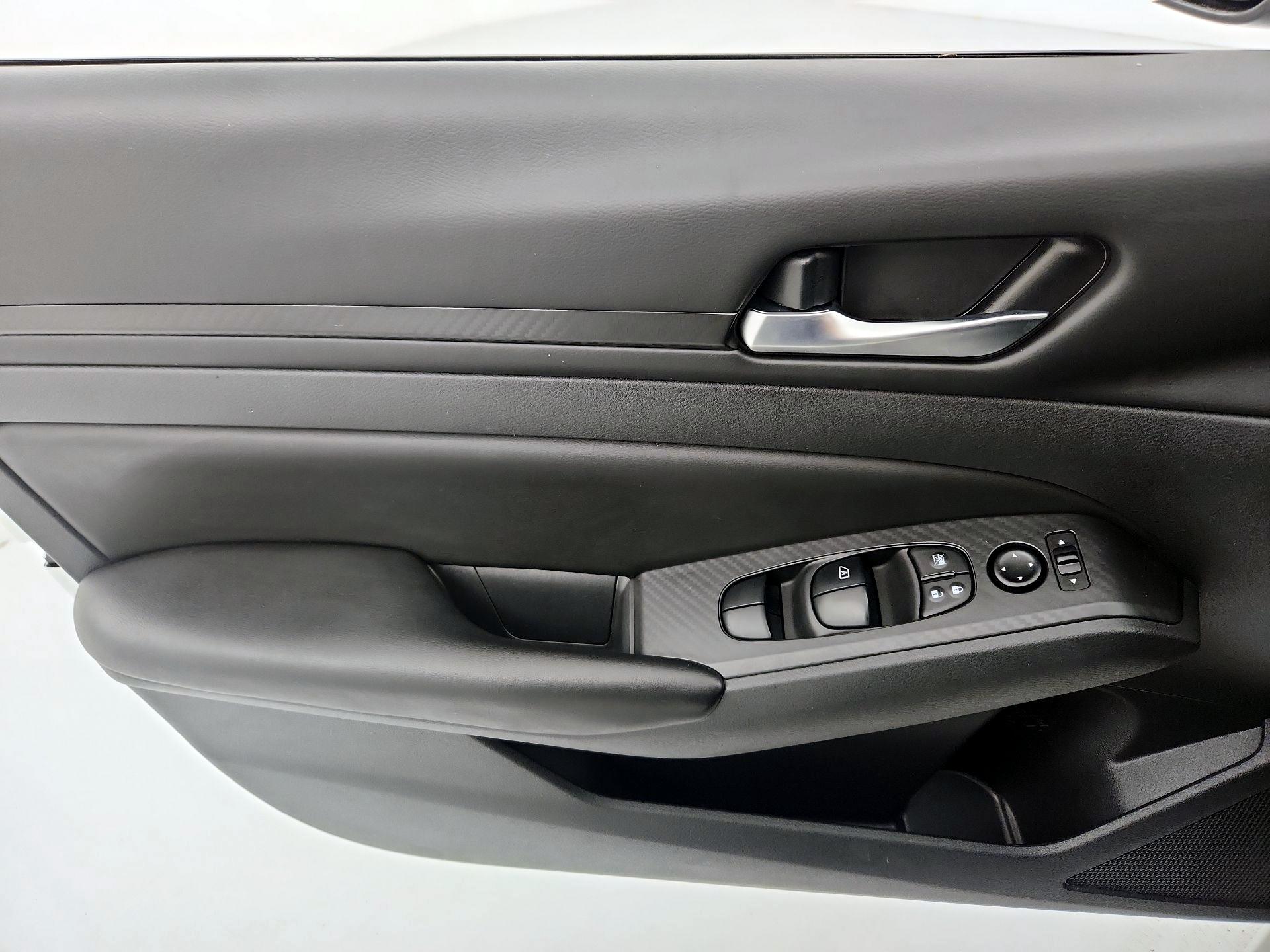 Thumbnail: 2022 Nissan Altima - 12