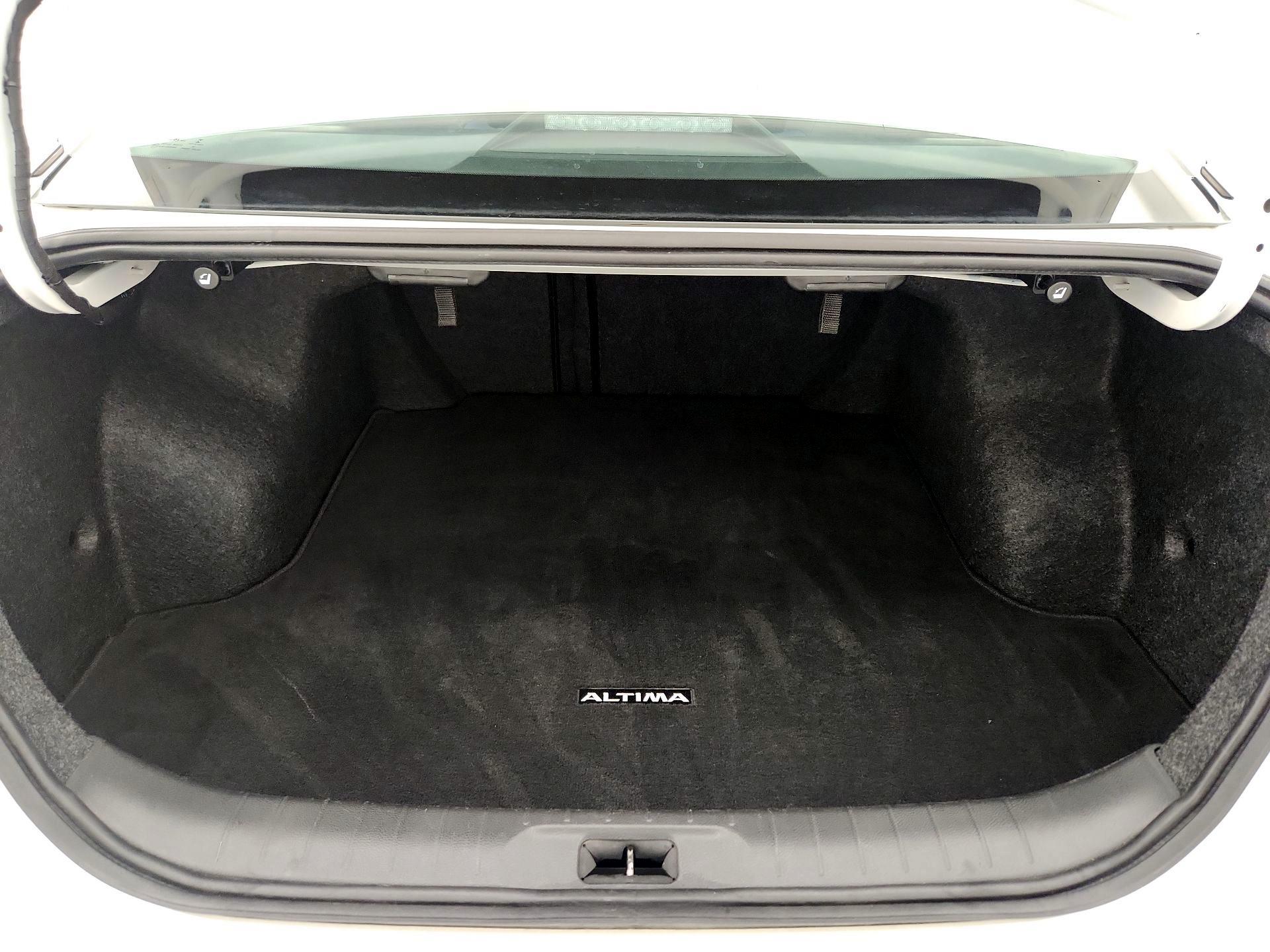 Thumbnail: 2022 Nissan Altima - 20