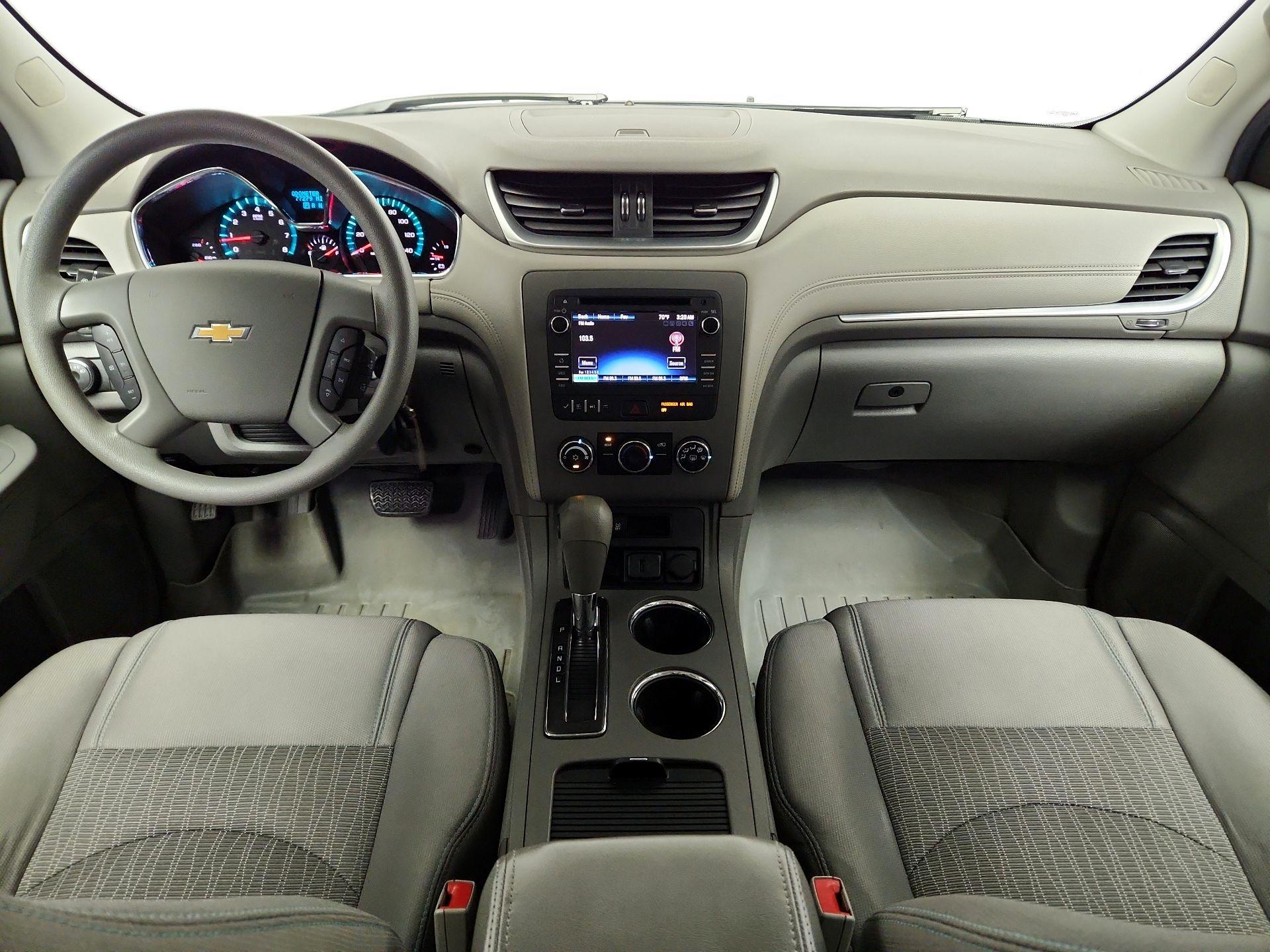 Thumbnail: 2016 Chevrolet Traverse - 9