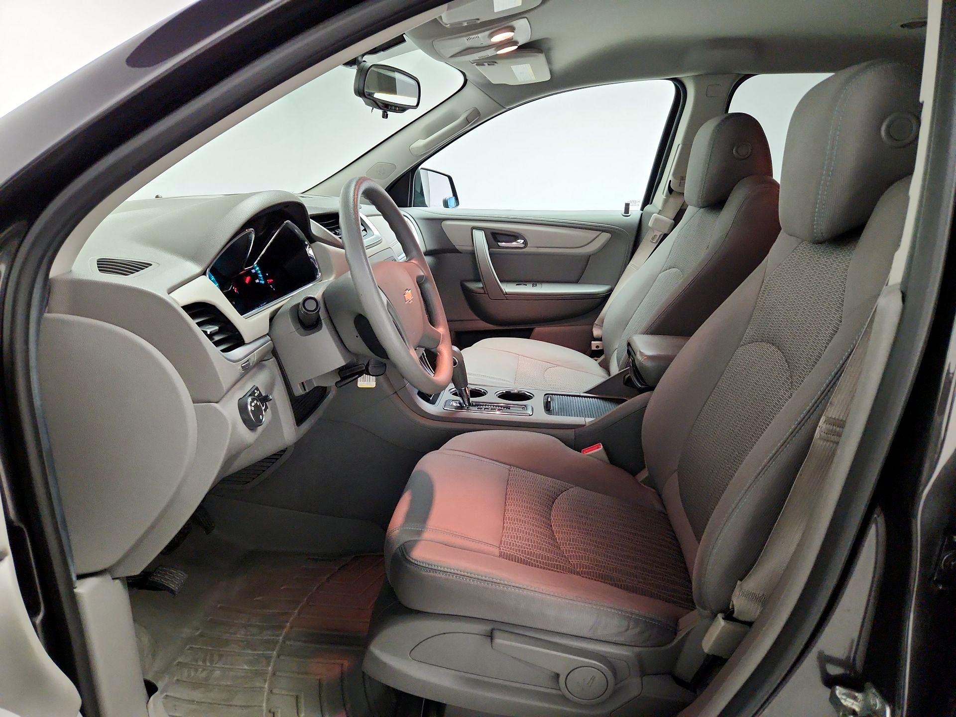 Thumbnail: 2016 Chevrolet Traverse - 11