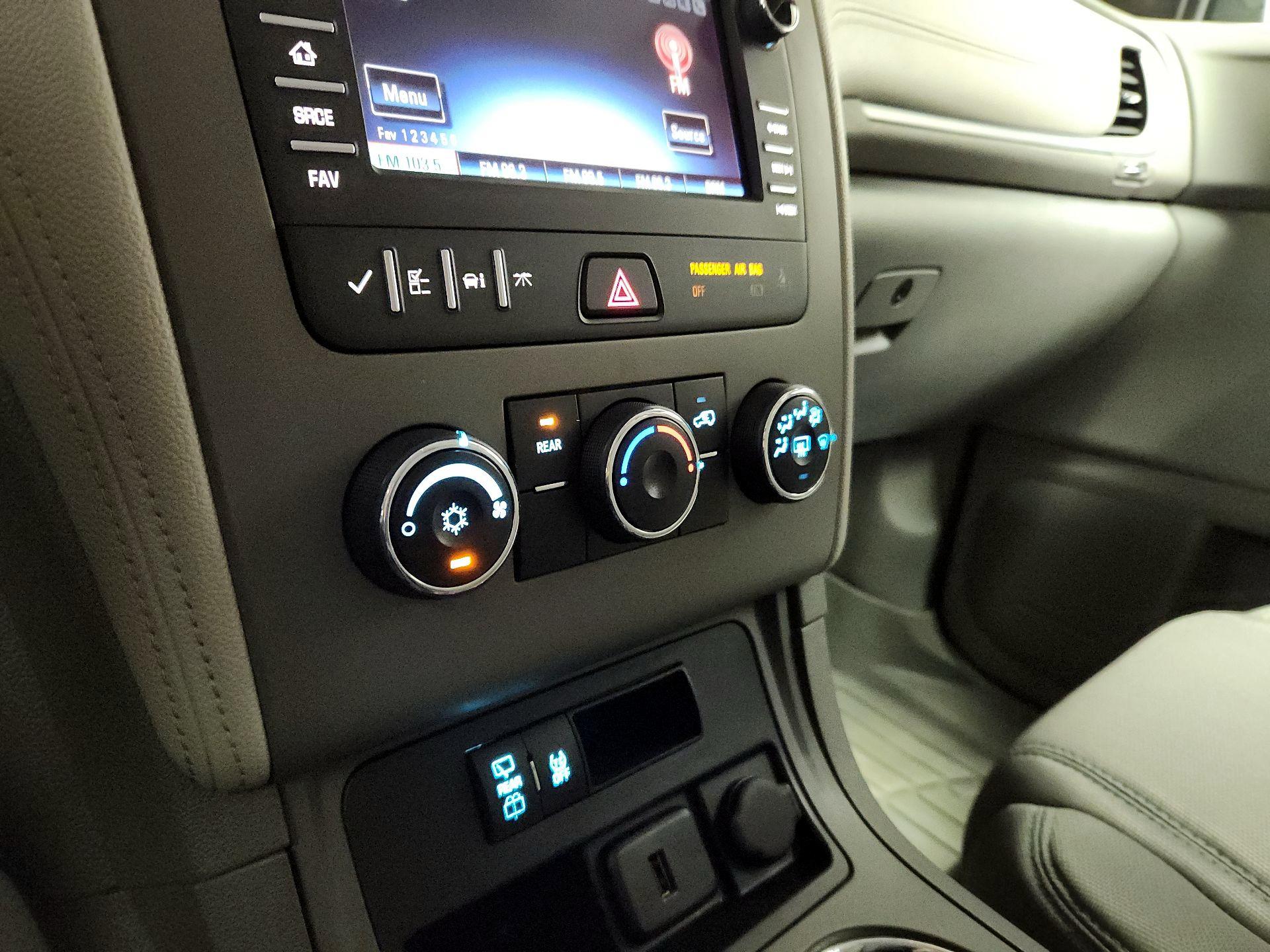 Thumbnail: 2016 Chevrolet Traverse - 16