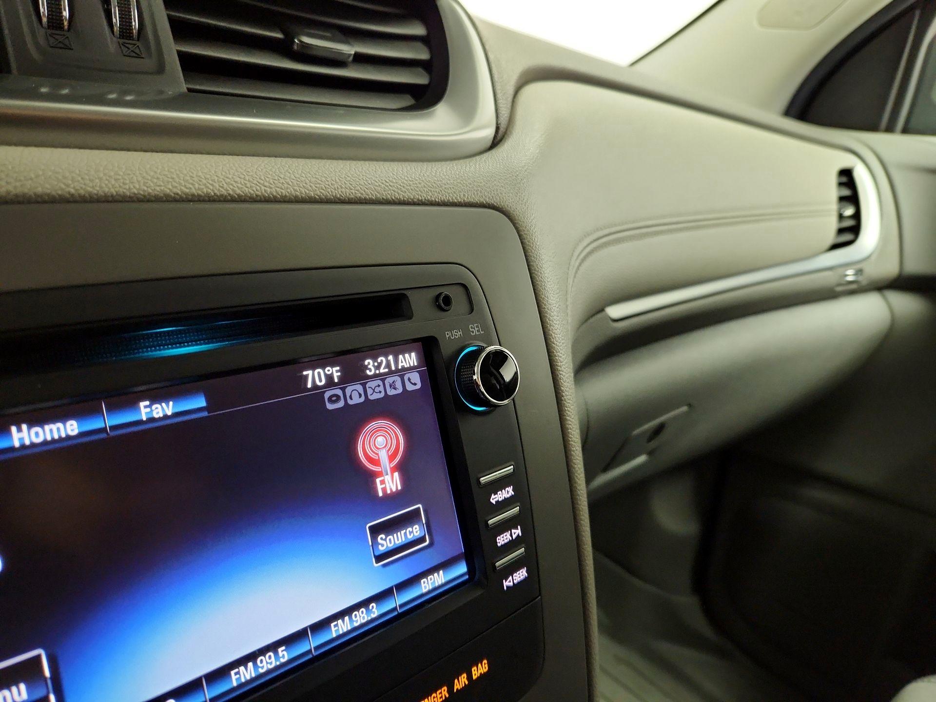 Thumbnail: 2016 Chevrolet Traverse - 18