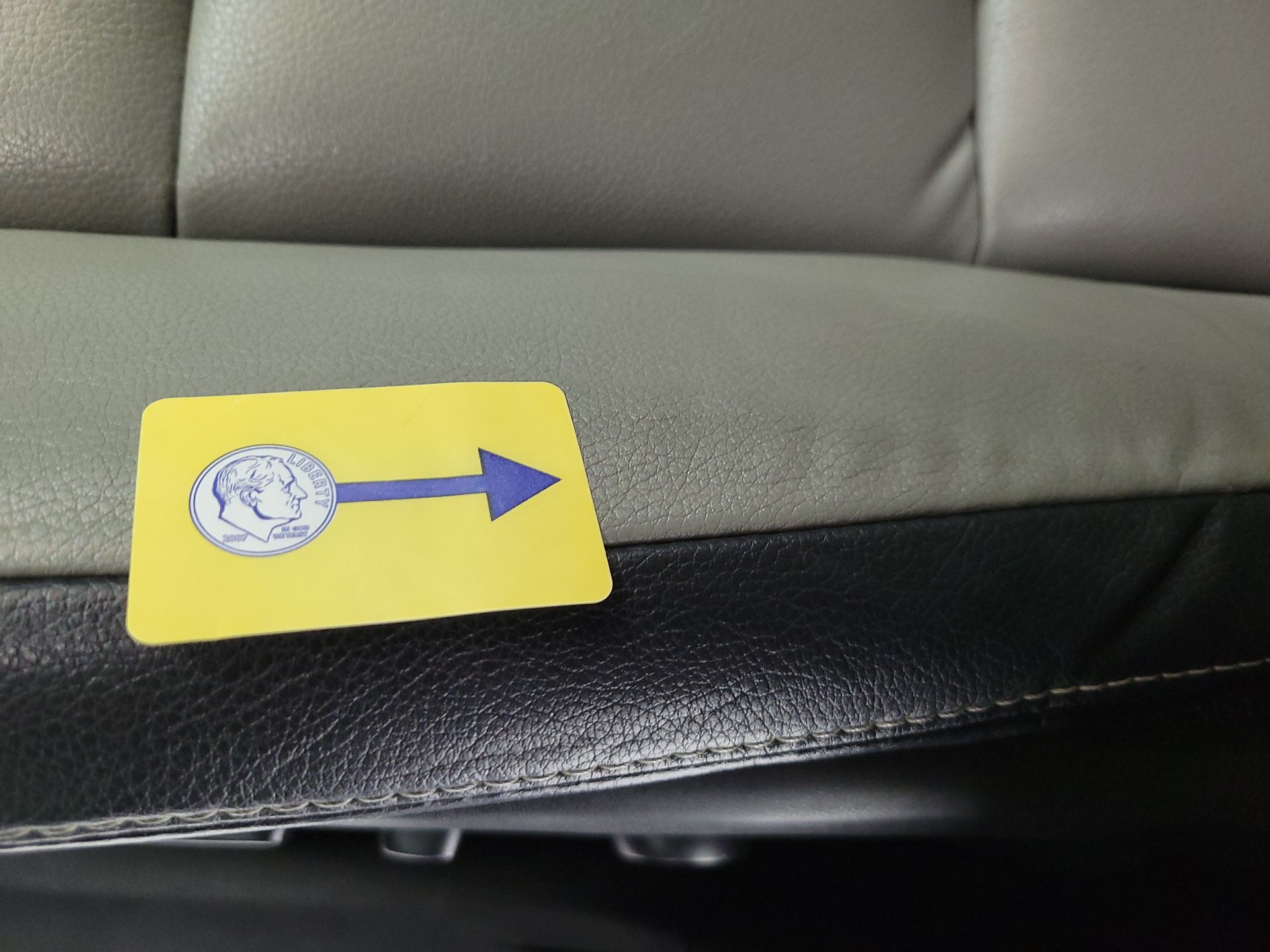 Thumbnail: 2017 Toyota RAV4 - 19