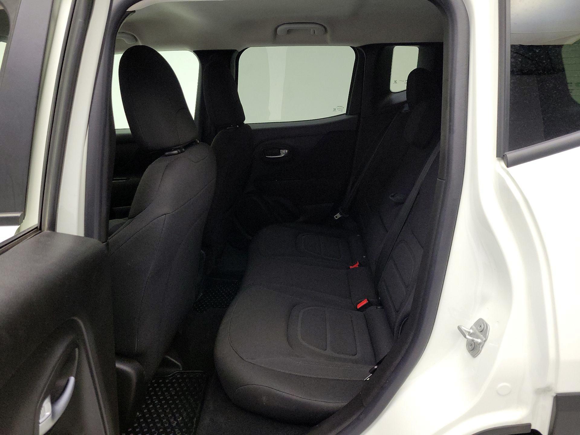 Thumbnail: 2021 Jeep Renegade - 19