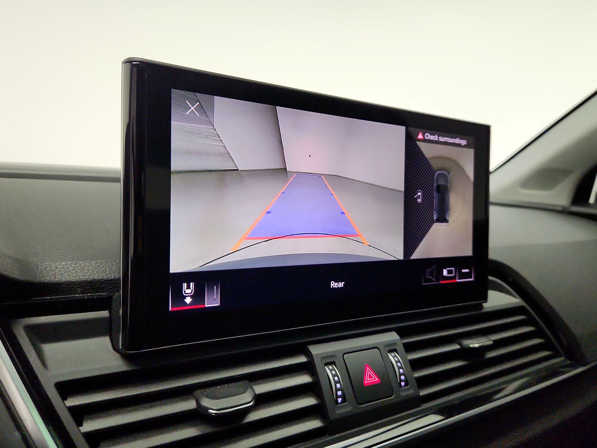 Thumbnail: 2022 Audi Q5 - 15