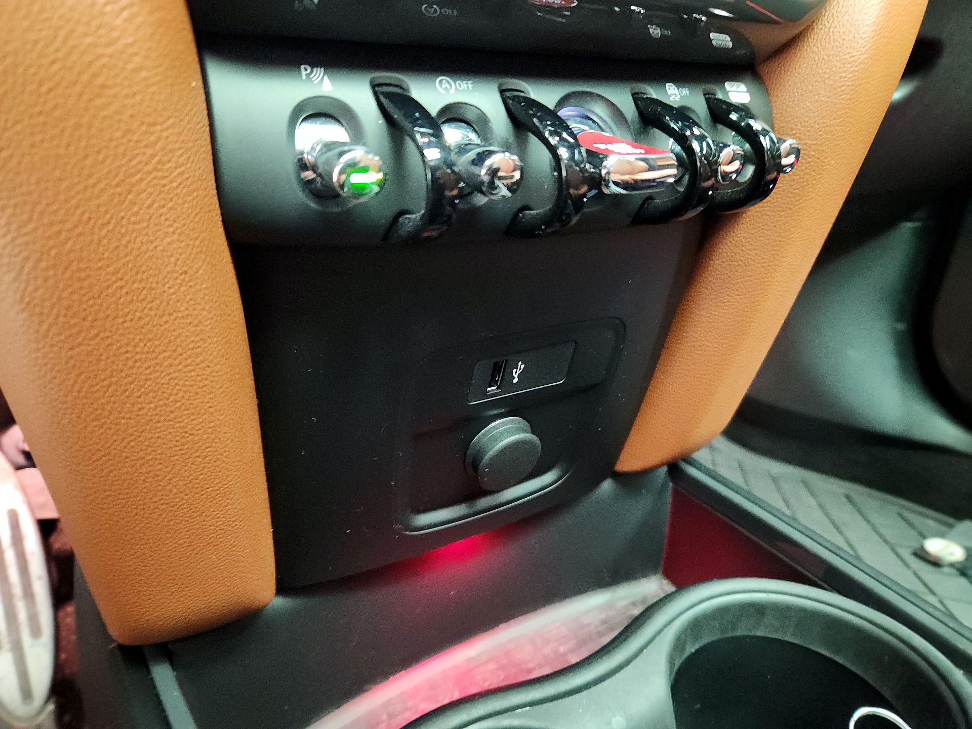 Thumbnail: 2022 MINI Cooper Countryman - 19