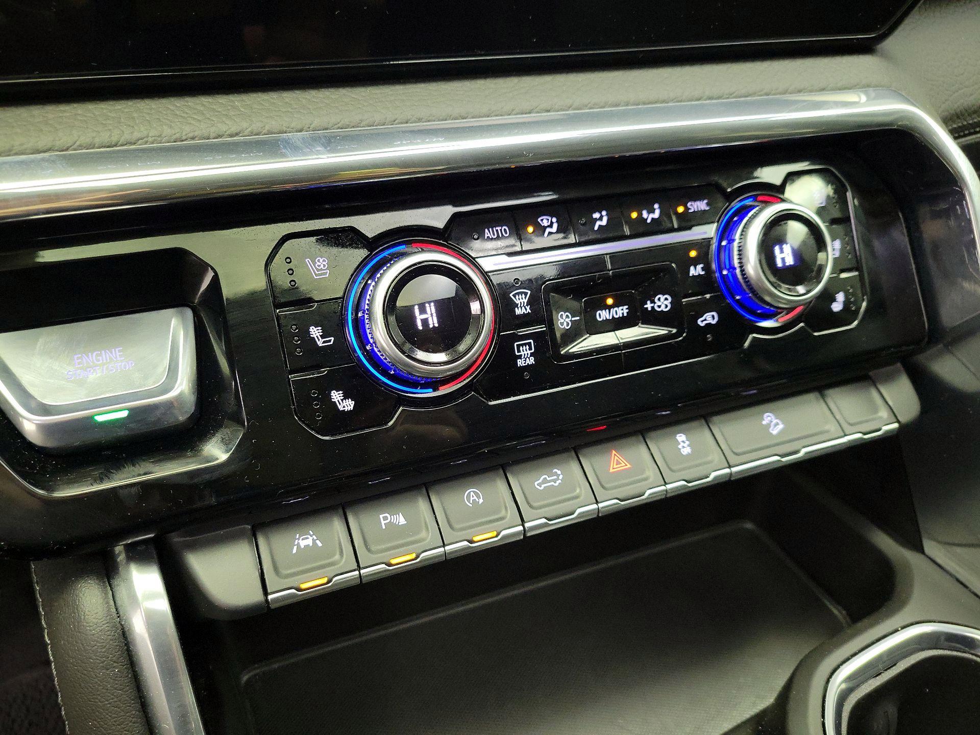 Thumbnail: 2025 GMC Sierra 1500 - 17