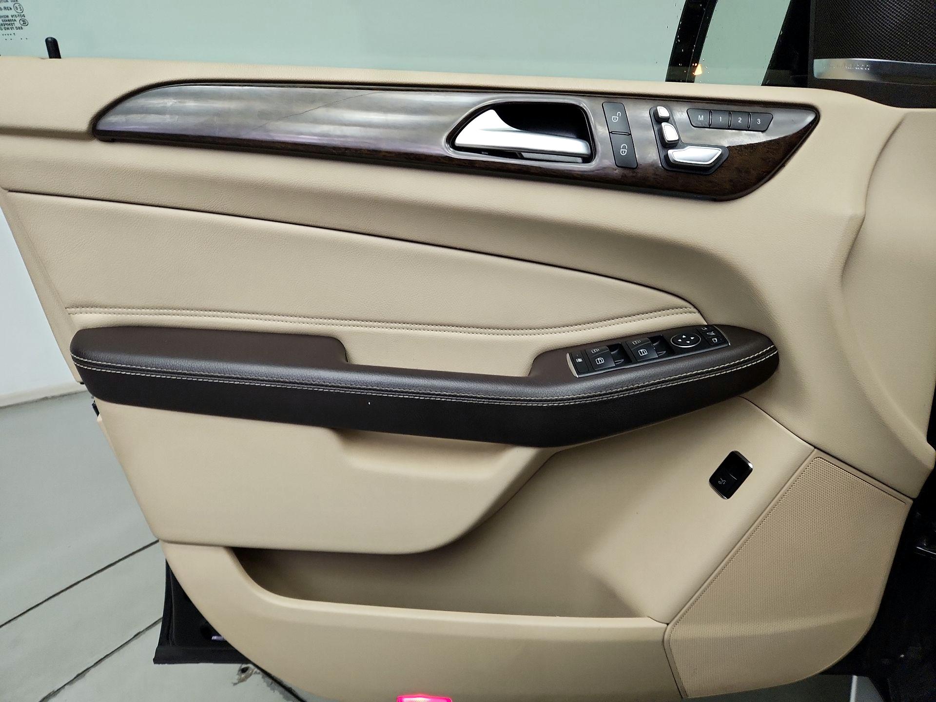 Thumbnail: 2018 Mercedes-Benz GLE - 12