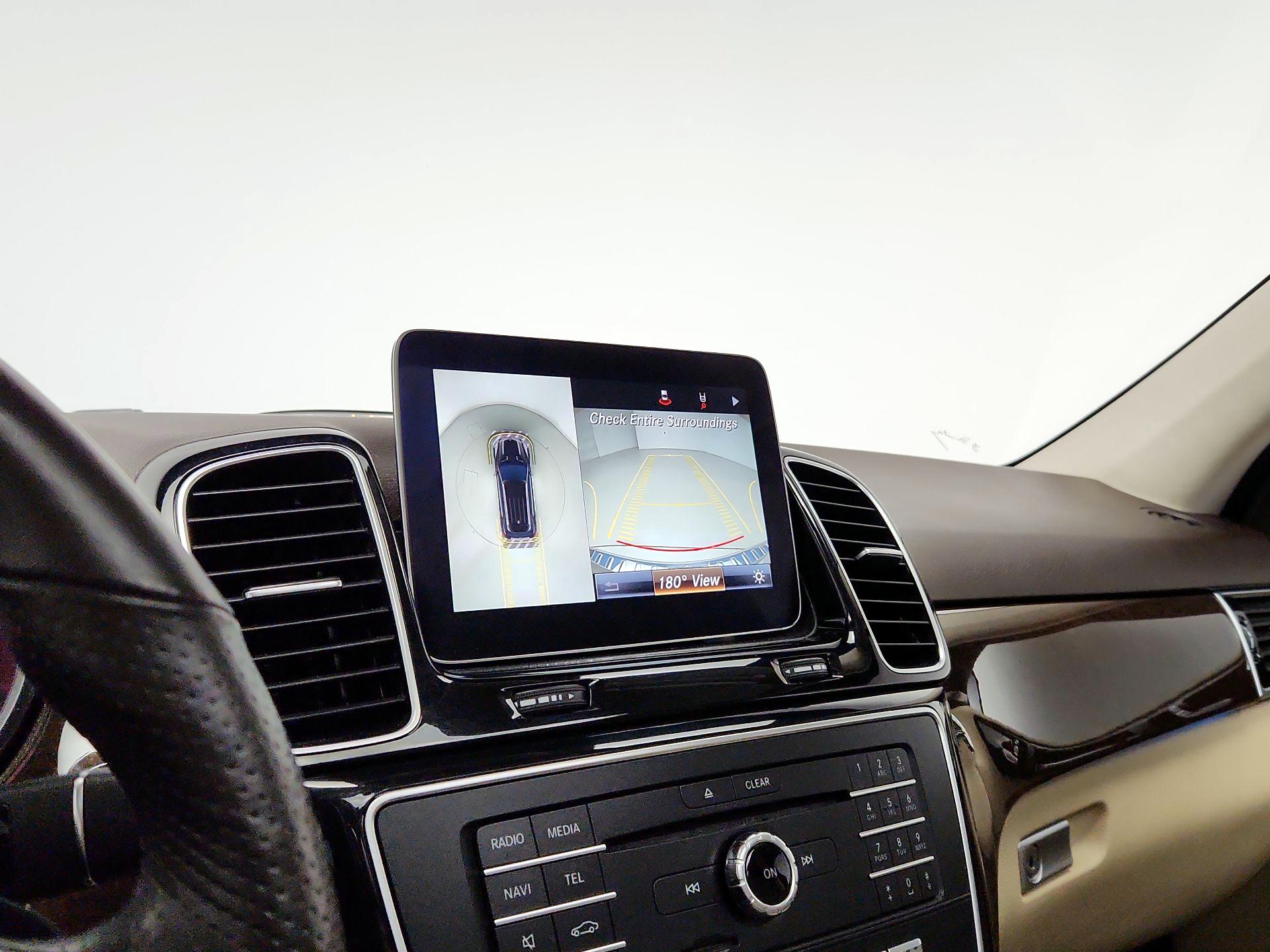 Thumbnail: 2018 Mercedes-Benz GLE - 15