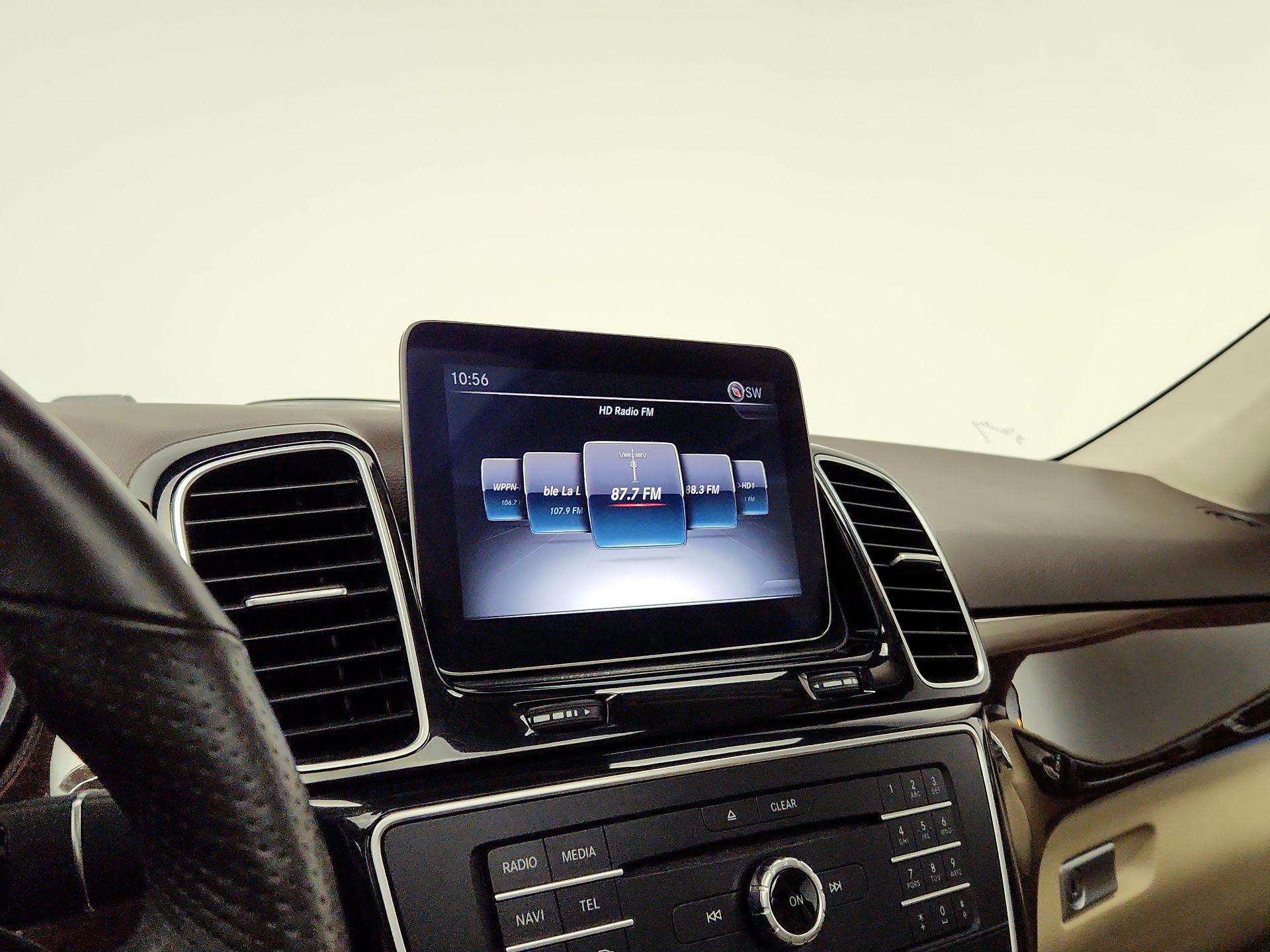 Thumbnail: 2018 Mercedes-Benz GLE - 16