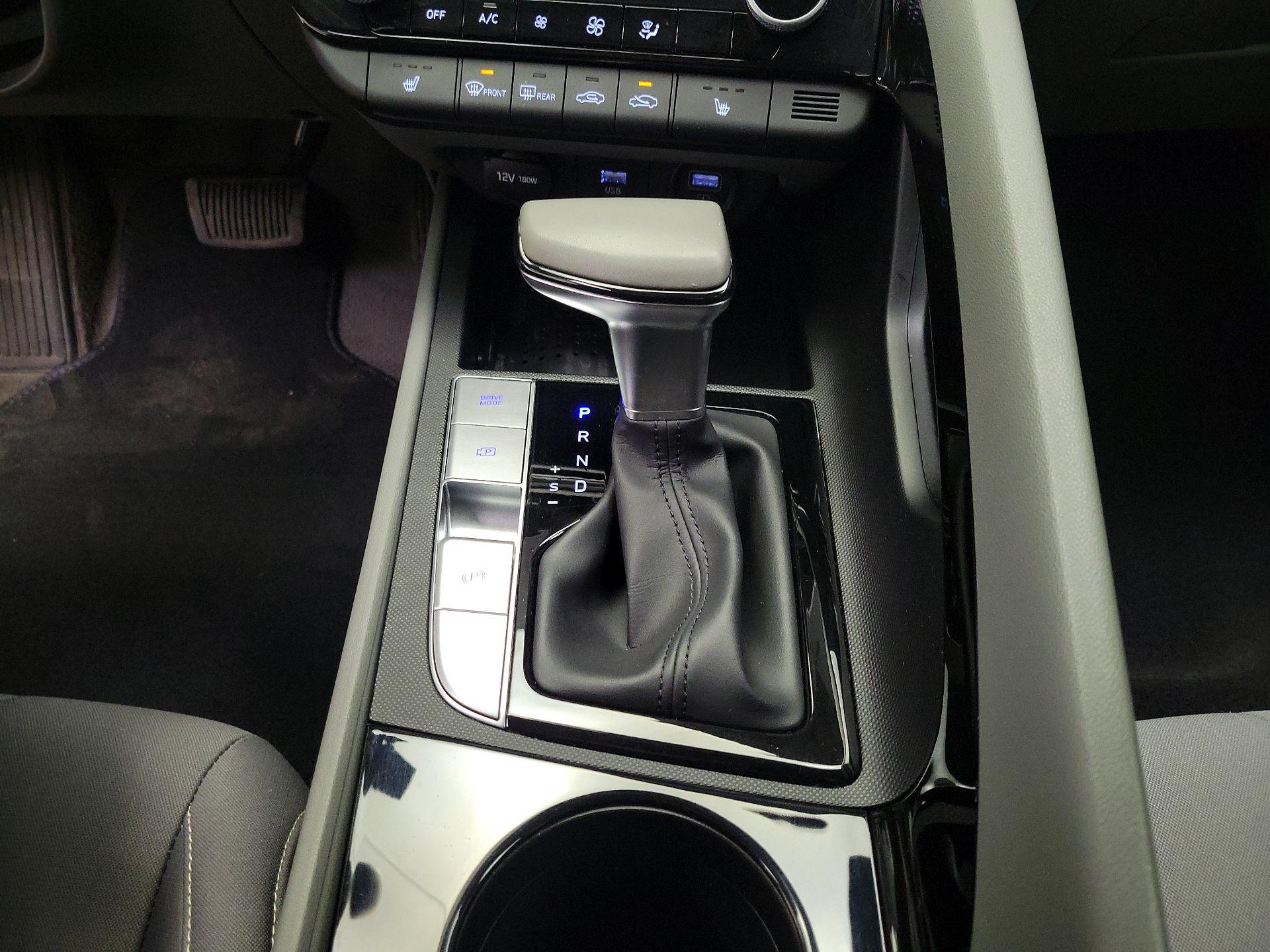 Thumbnail: 2023 Hyundai Elantra - 18