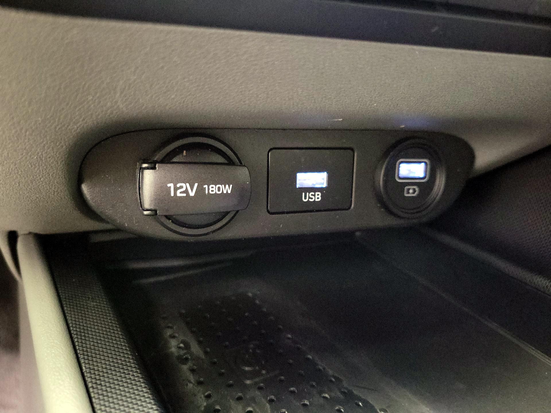 Thumbnail: 2023 Hyundai Elantra - 19