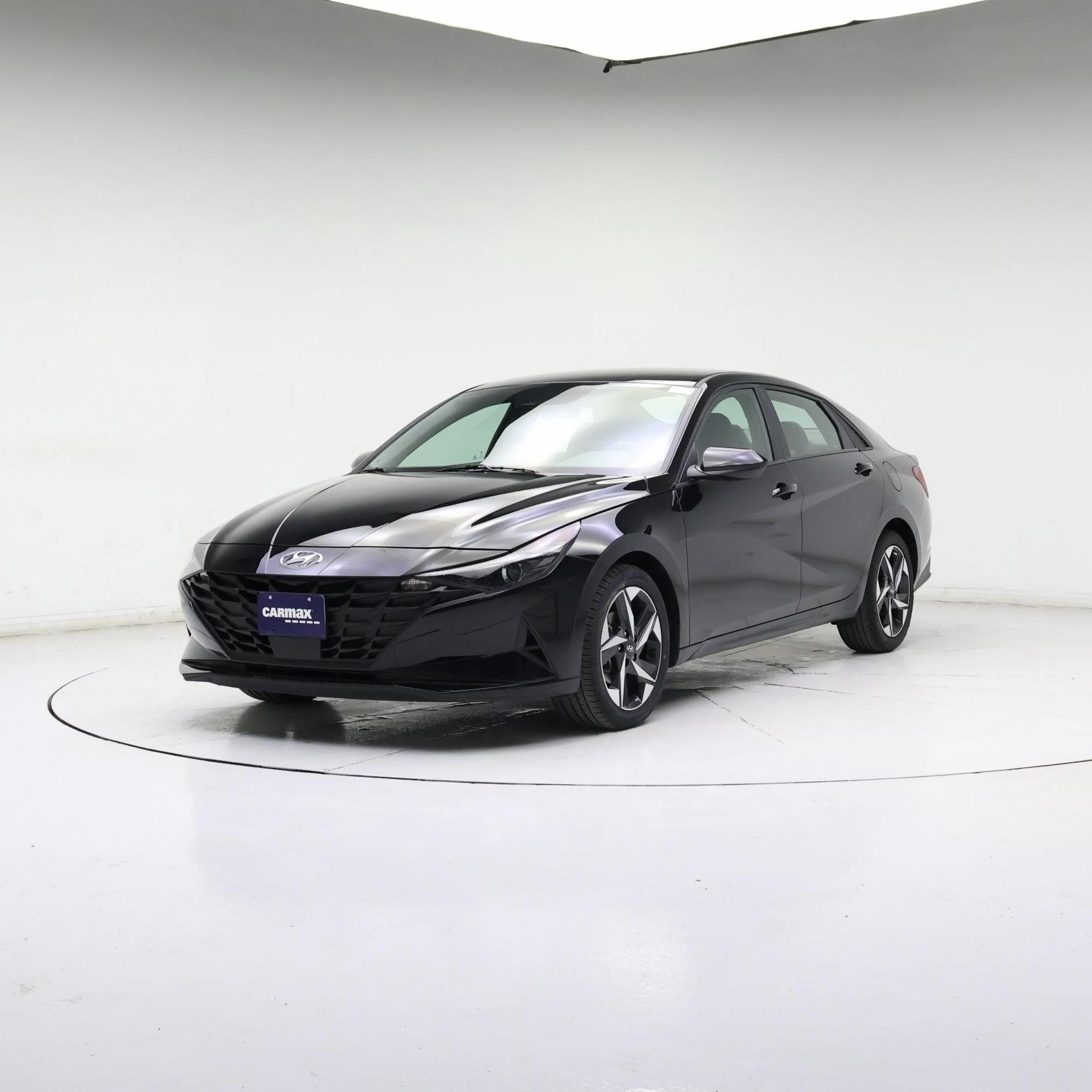 Thumbnail: 2023 Hyundai Elantra - 4