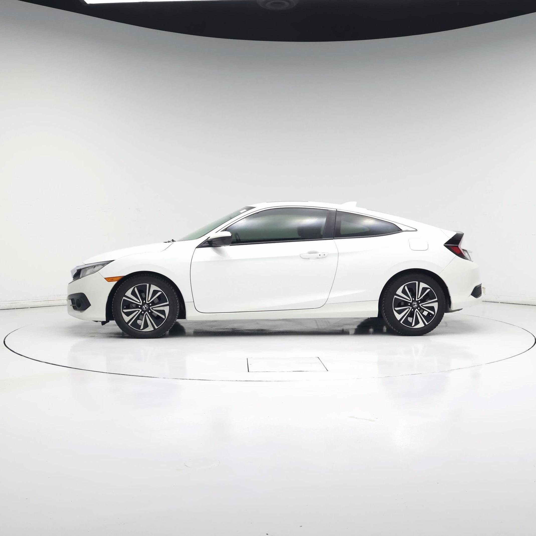 Thumbnail: 2016 Honda Civic - 3