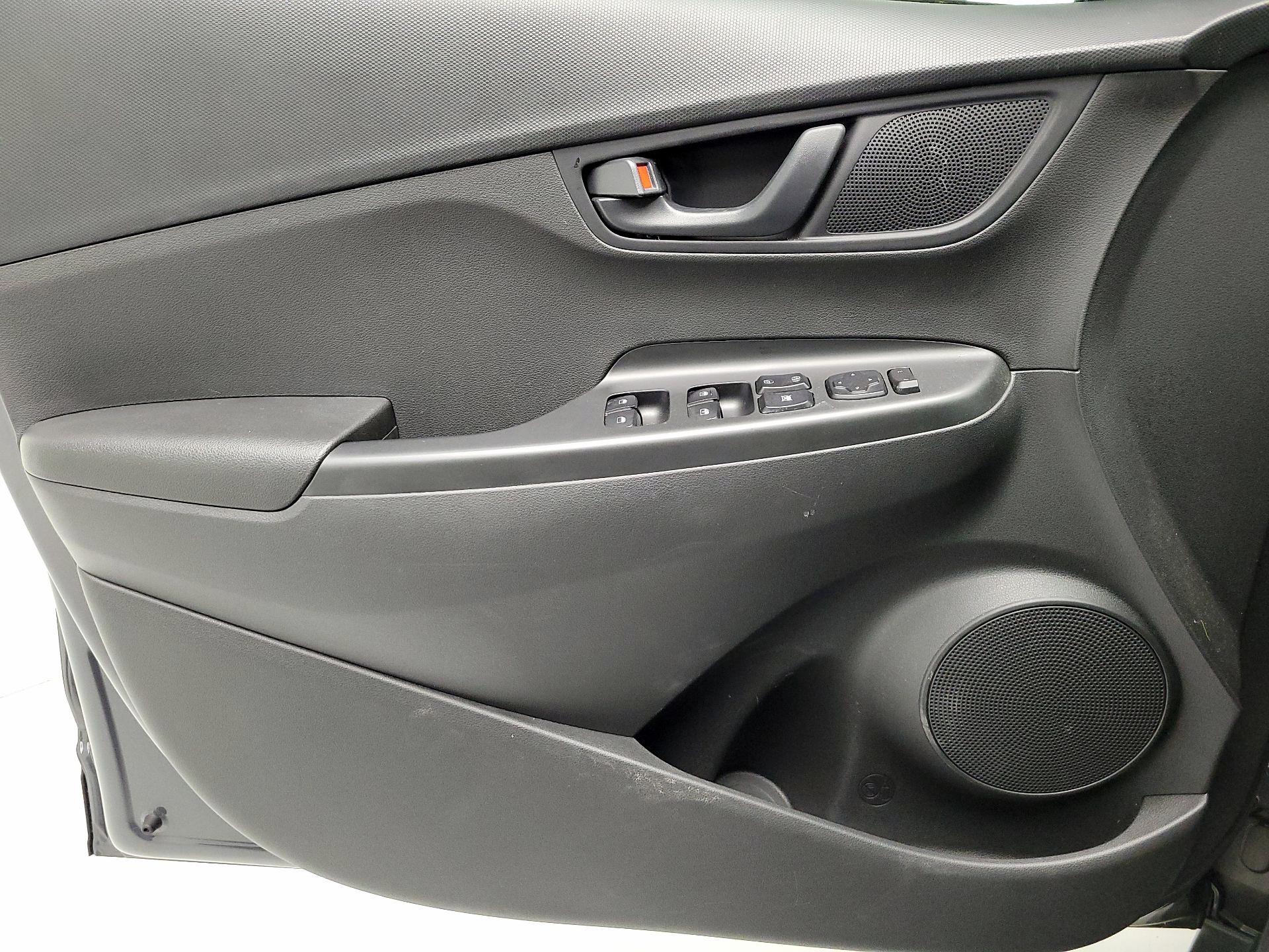 Thumbnail: 2023 Hyundai Kona - 12