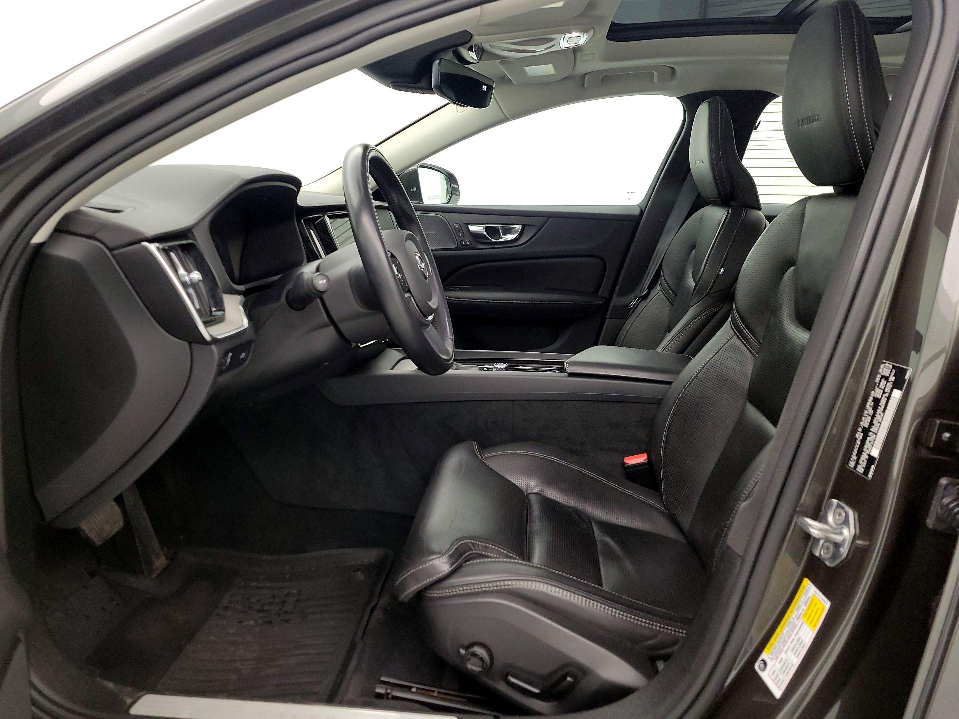 Thumbnail: 2020 Volvo S60 - 11