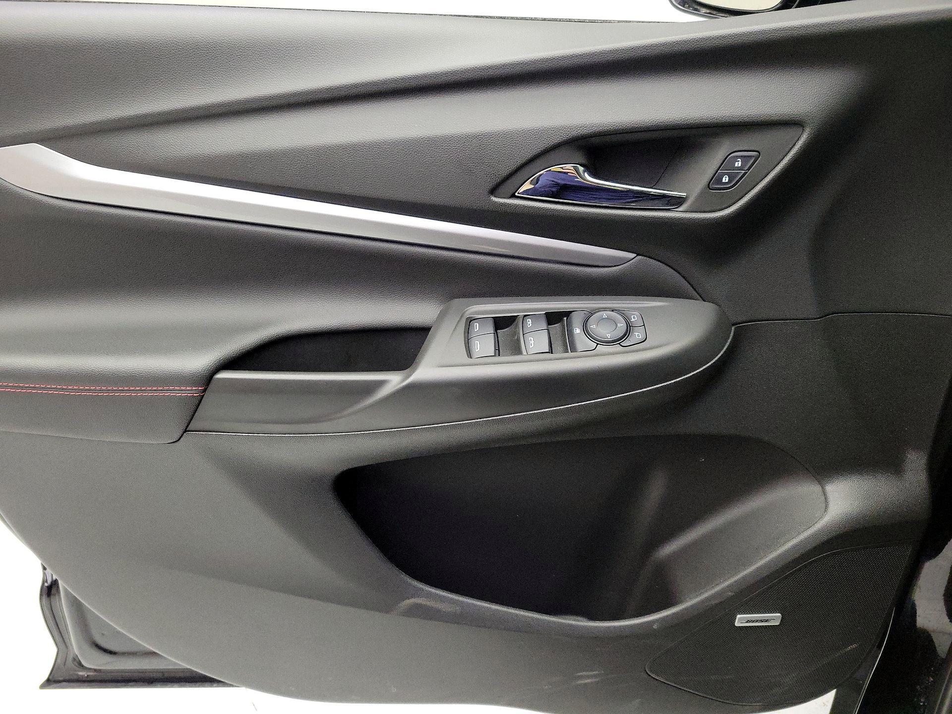 Thumbnail: 2023 Chevrolet Bolt EUV - 12