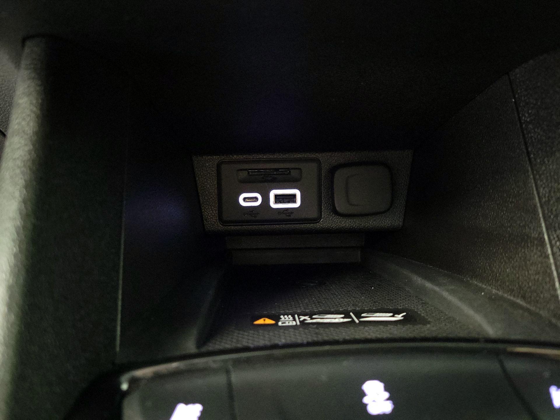 Thumbnail: 2023 Chevrolet Bolt EUV - 19