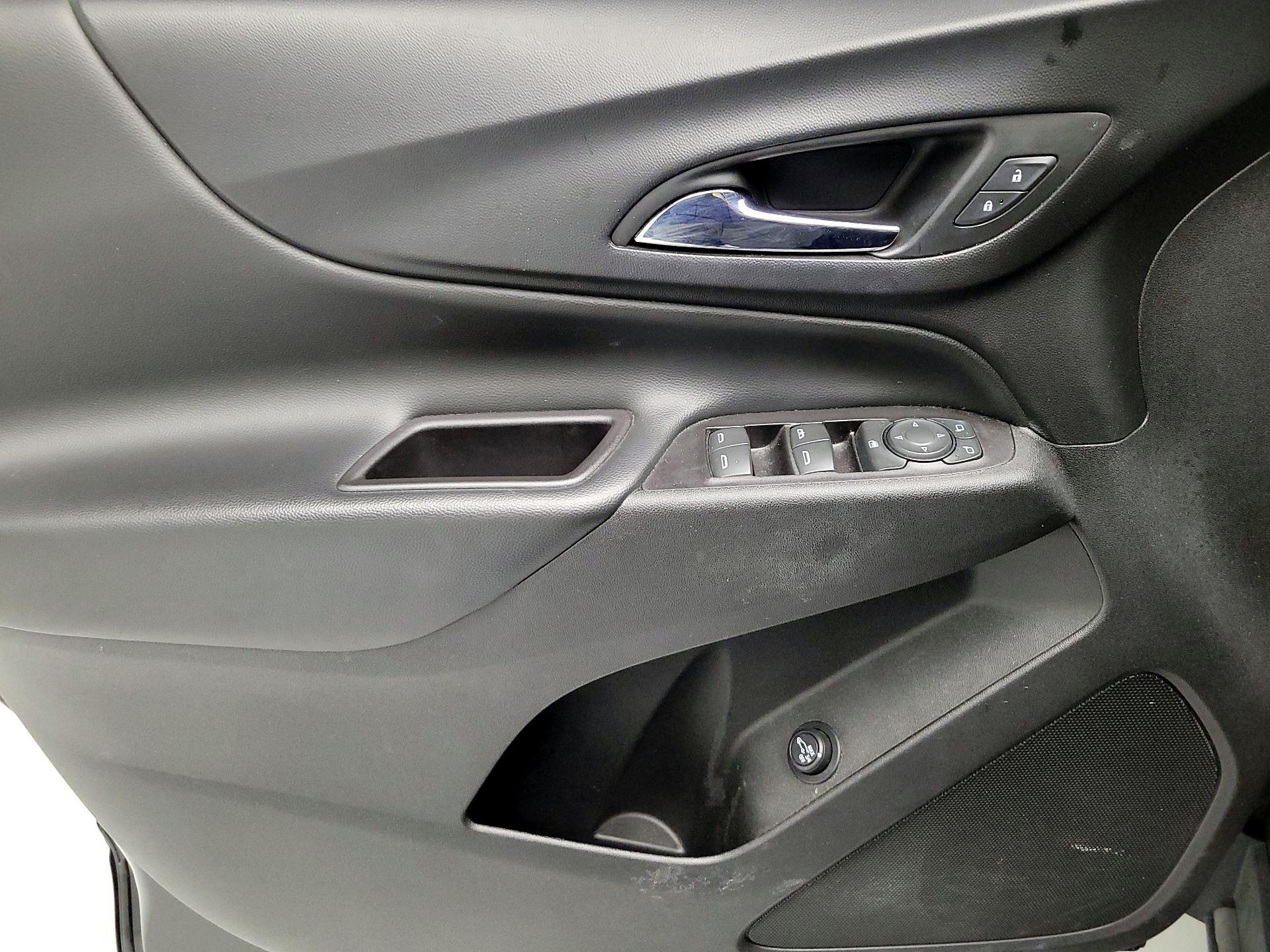 Thumbnail: 2019 Chevrolet Equinox - 12