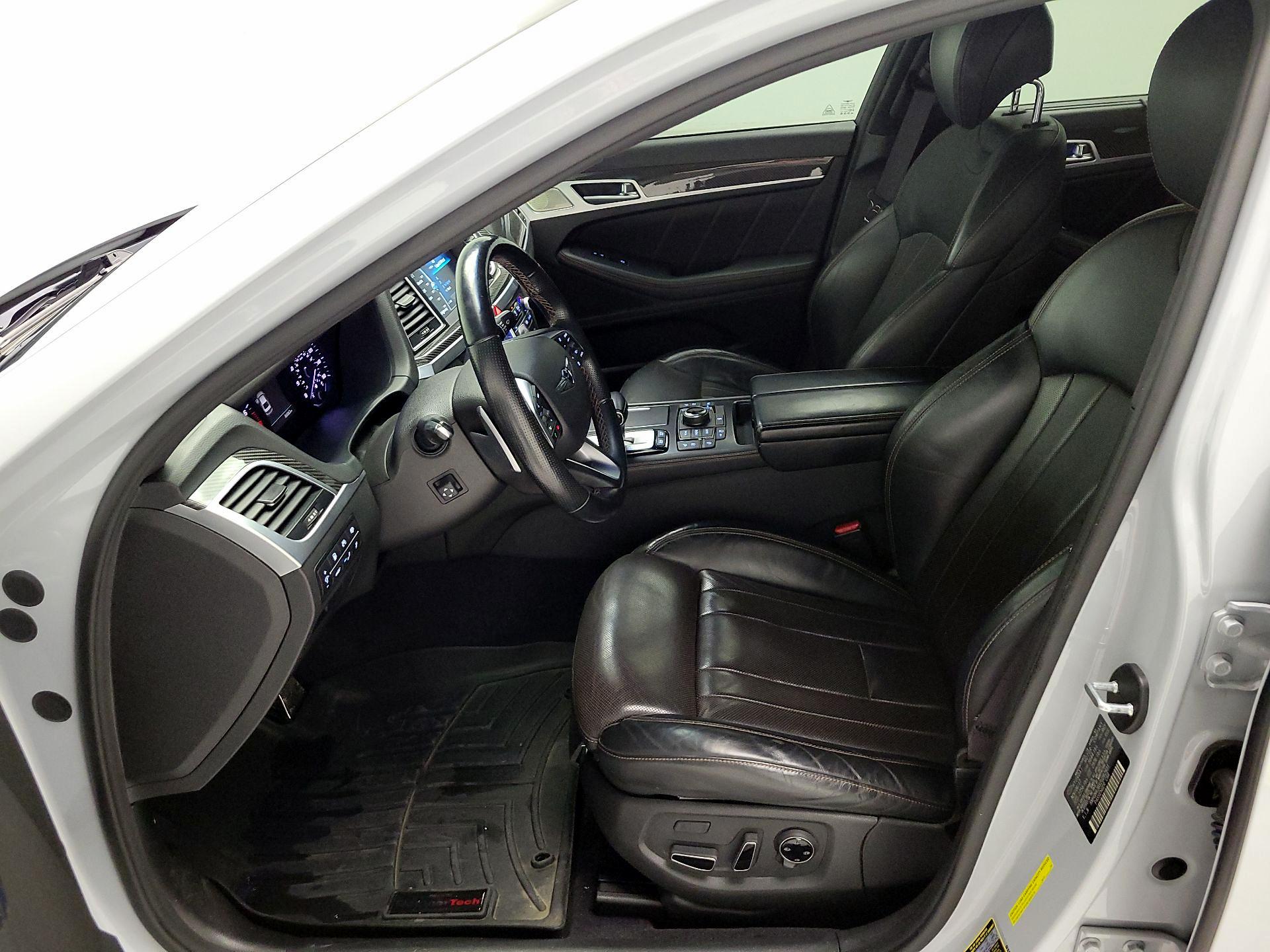 Thumbnail: 2018 Genesis G80 - 11