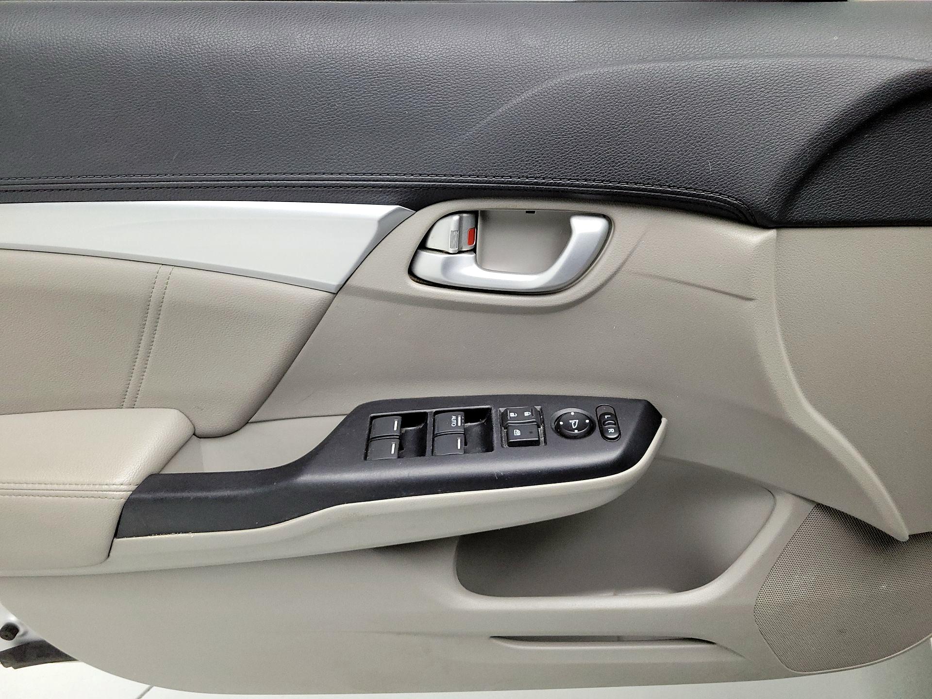 Thumbnail: 2014 Honda Civic - 12