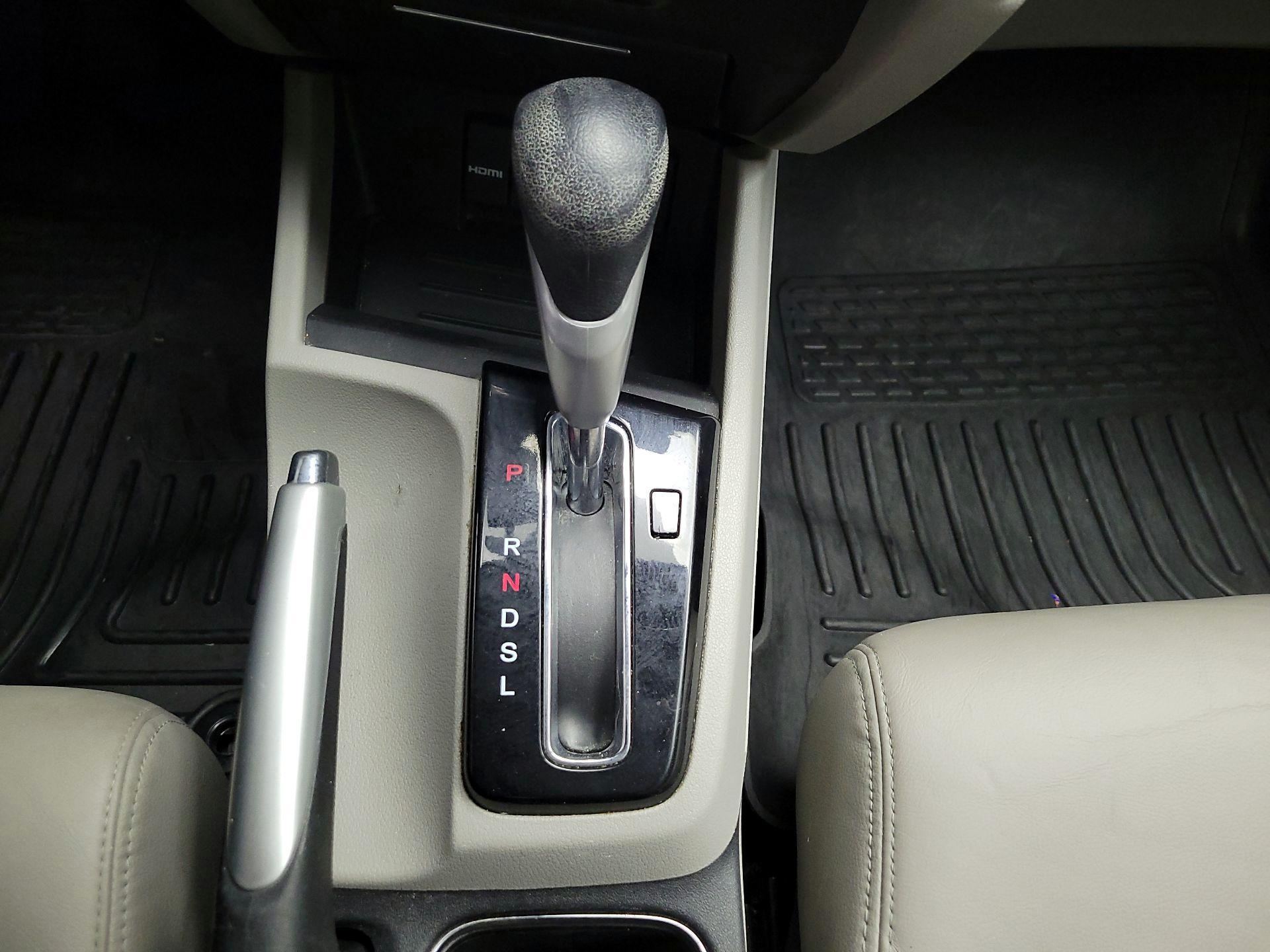 Thumbnail: 2014 Honda Civic - 17