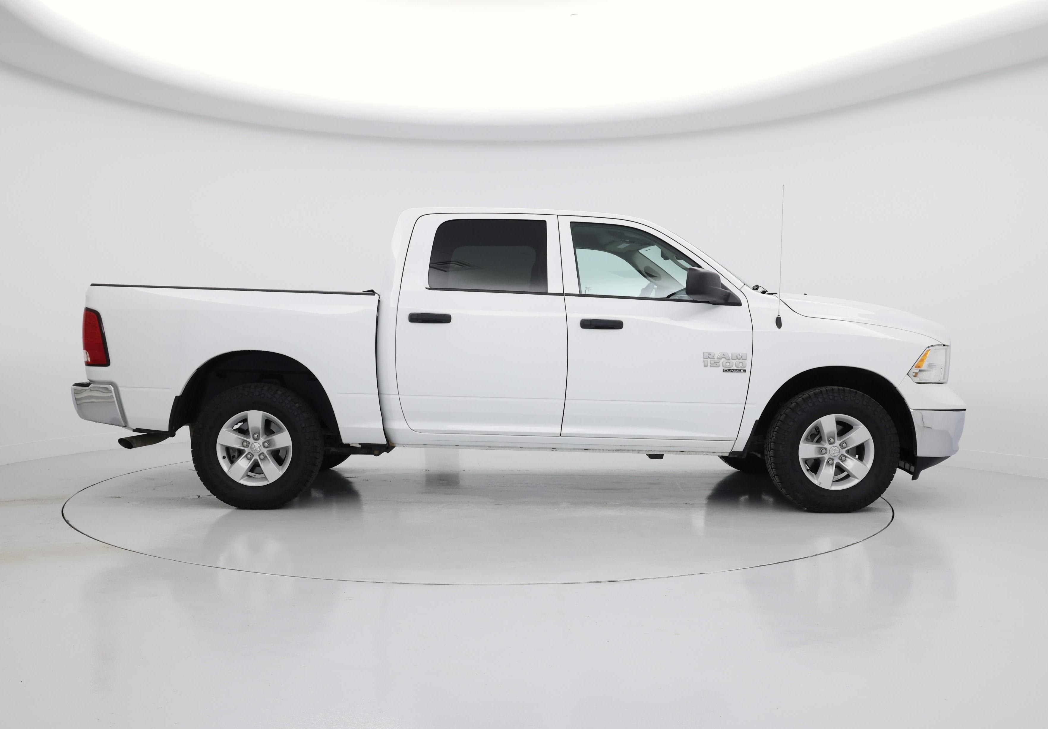 Thumbnail: 2023 RAM 1500 Classic - 7