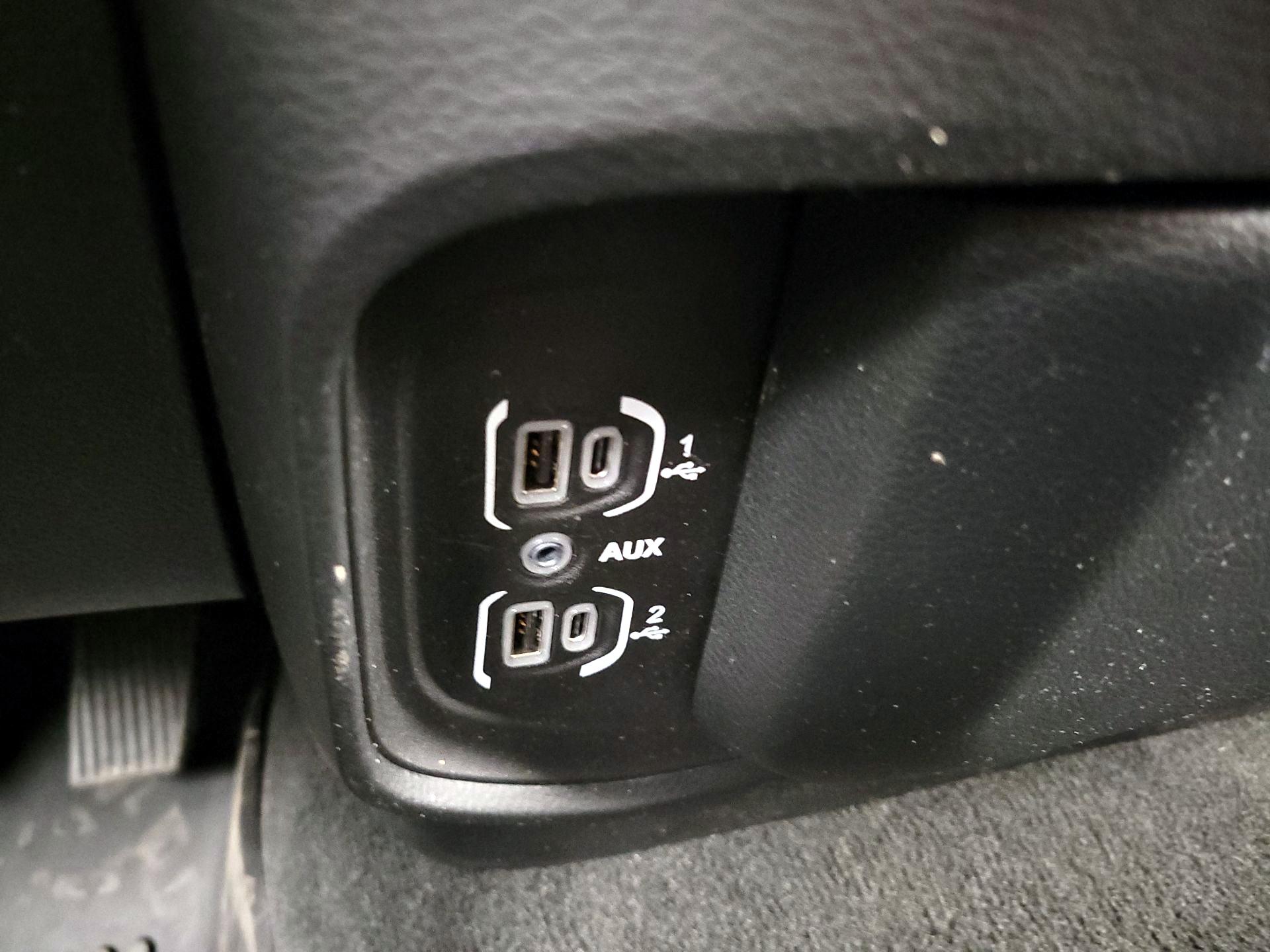 Thumbnail: 2022 RAM 1500 - 19