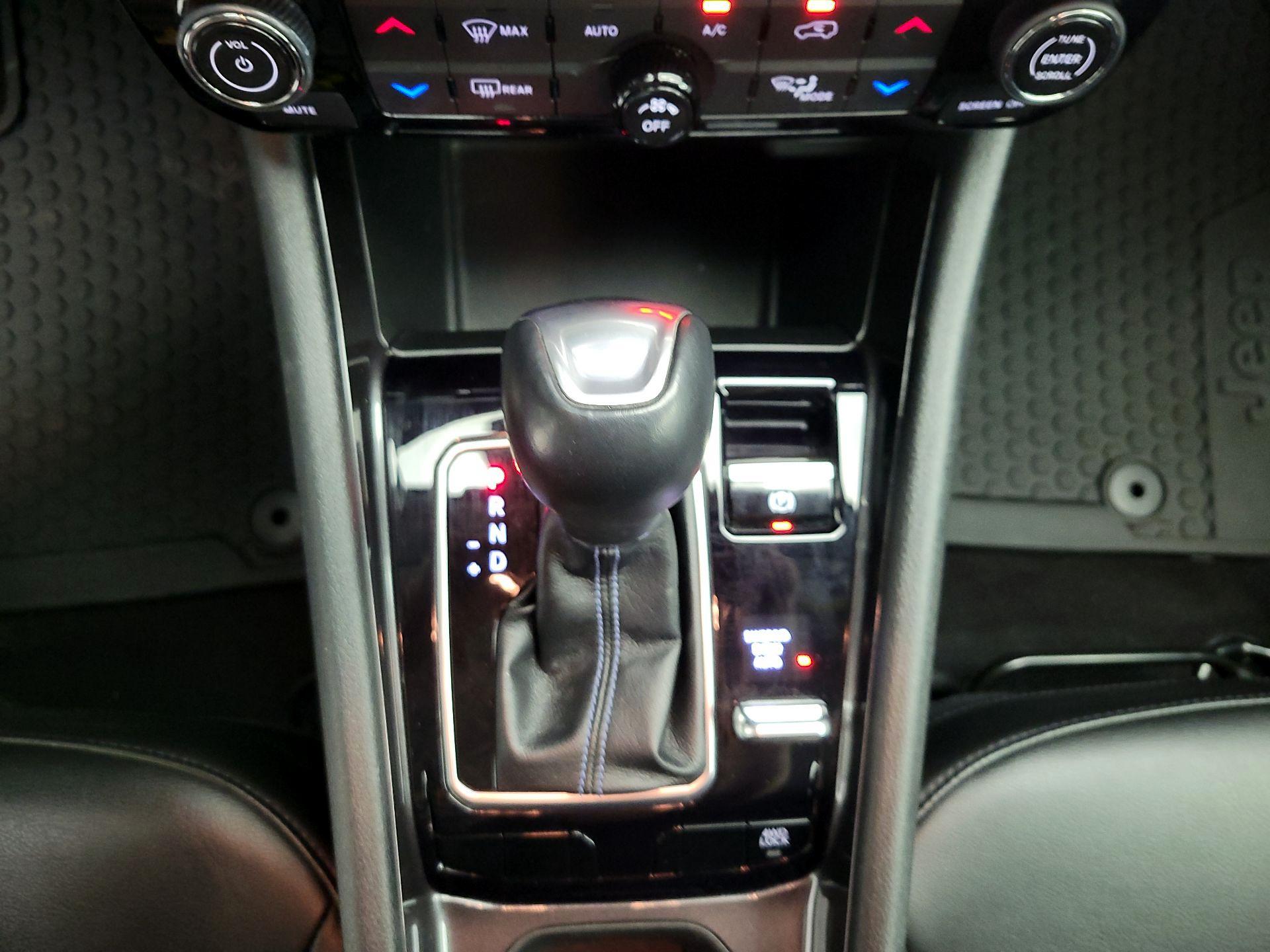 Thumbnail: 2022 Jeep Compass - 15