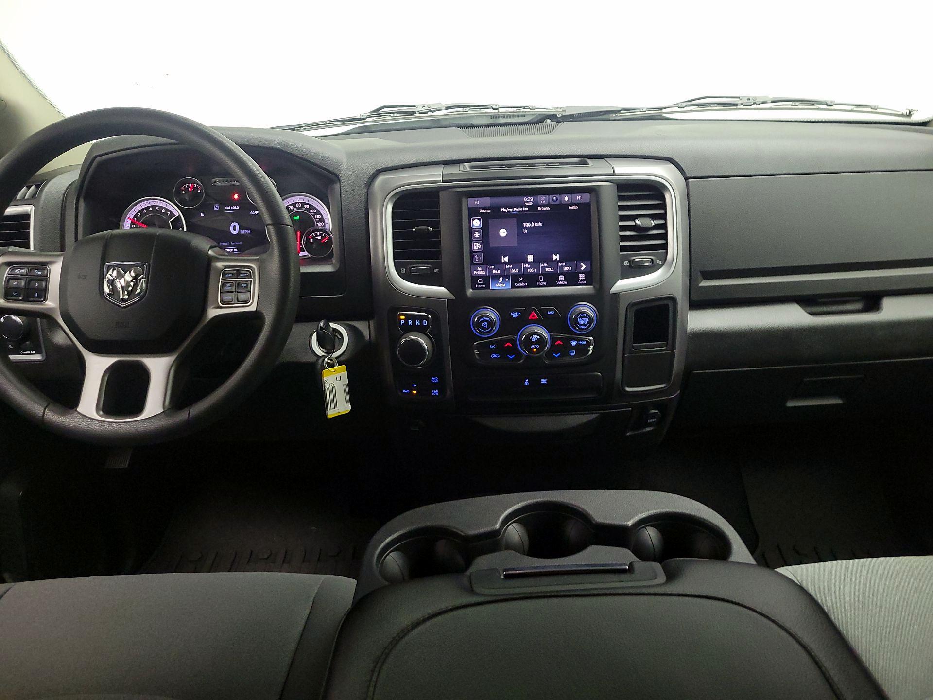 Thumbnail: 2023 RAM 1500 Classic - 9