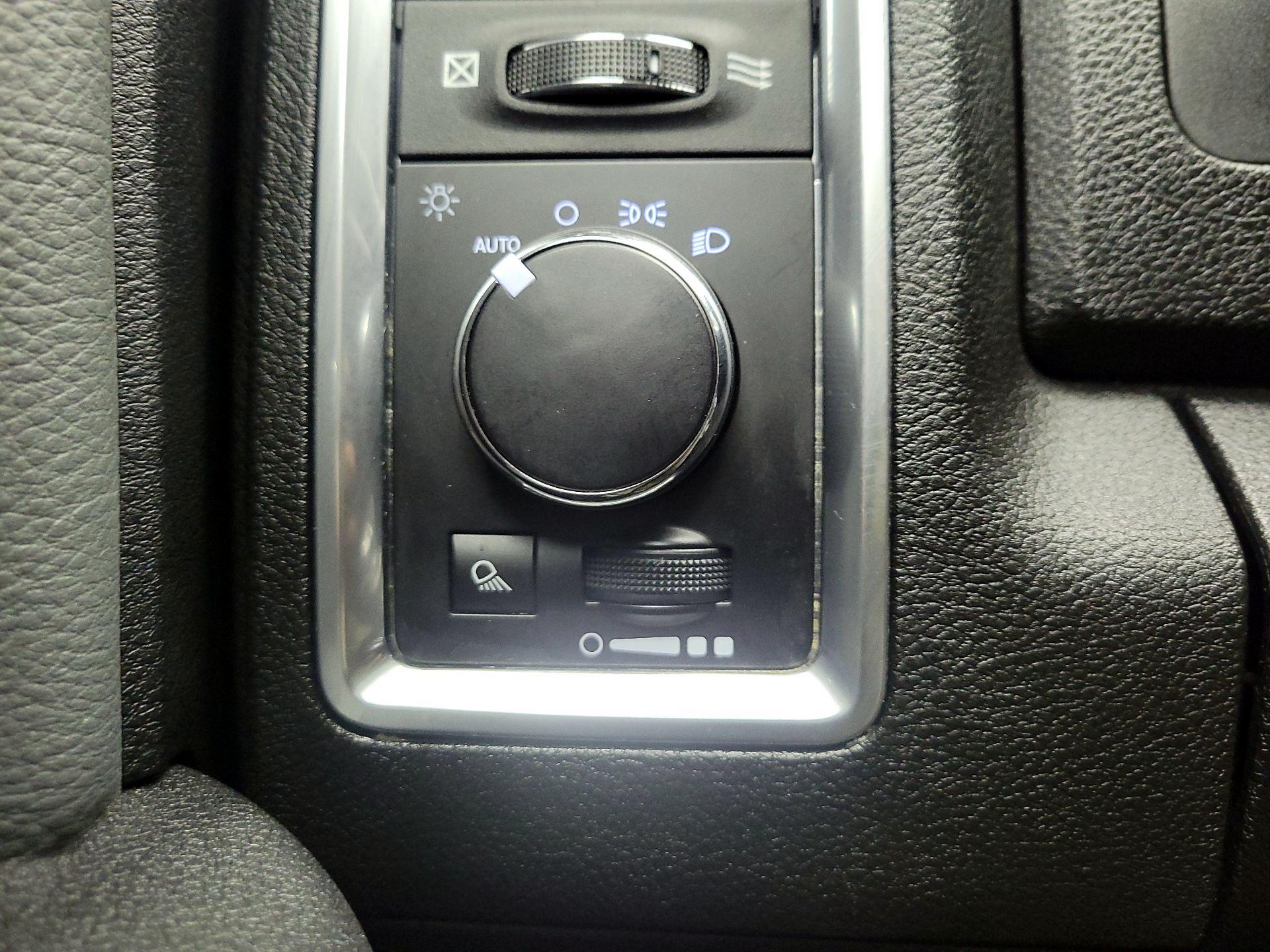 Thumbnail: 2023 RAM 1500 Classic - 13