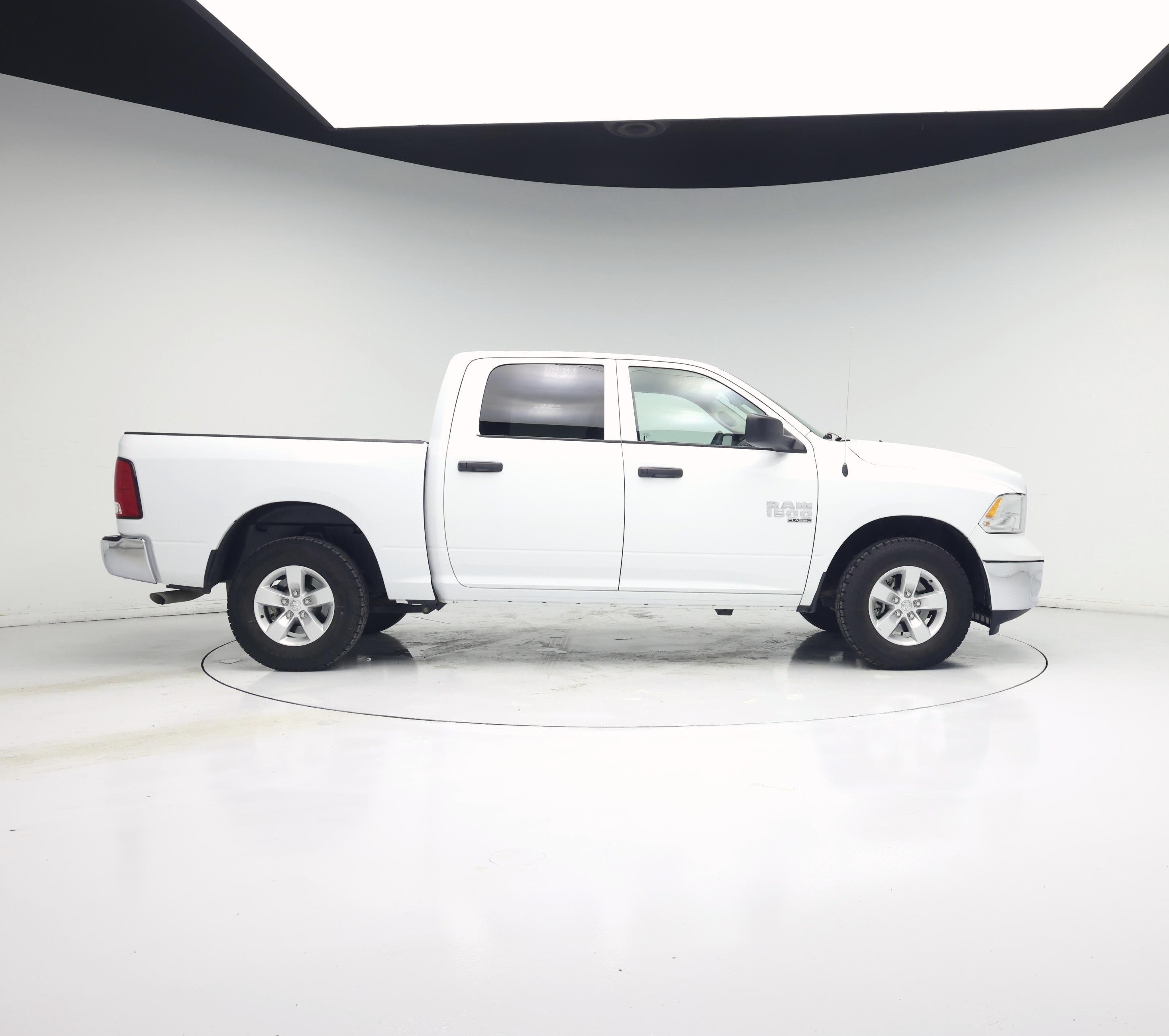 Thumbnail: 2023 RAM 1500 Classic - 7