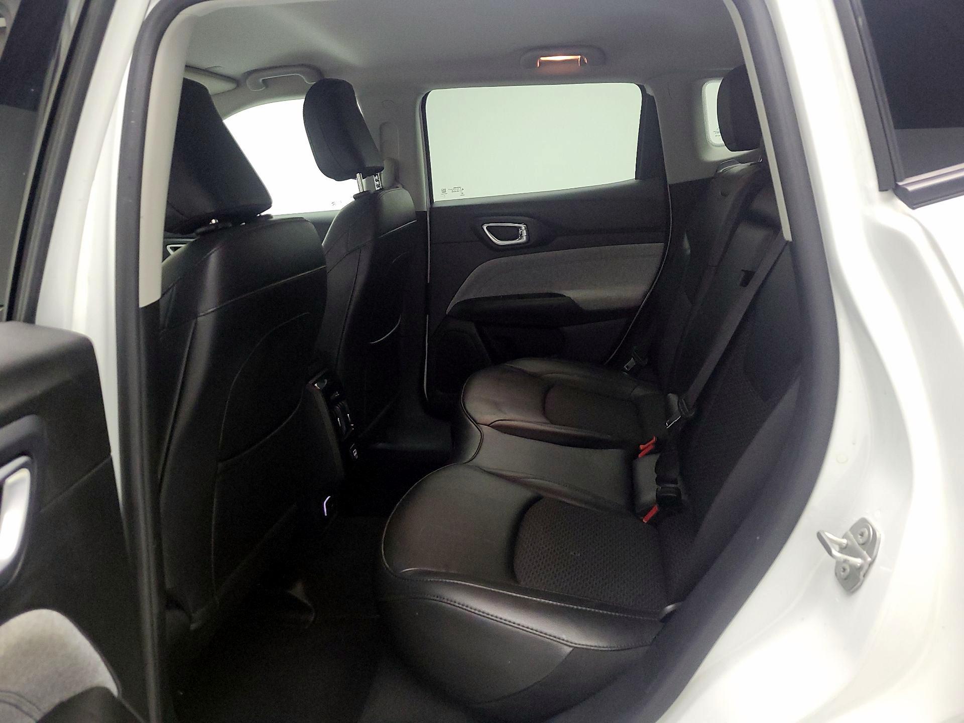 Thumbnail: 2022 Jeep Compass - 19