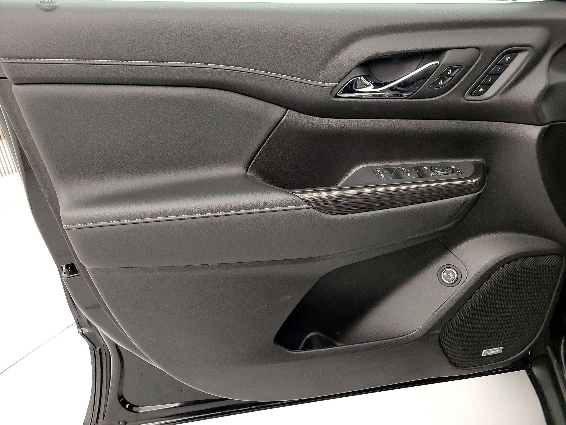 Thumbnail: 2023 GMC Acadia - 12