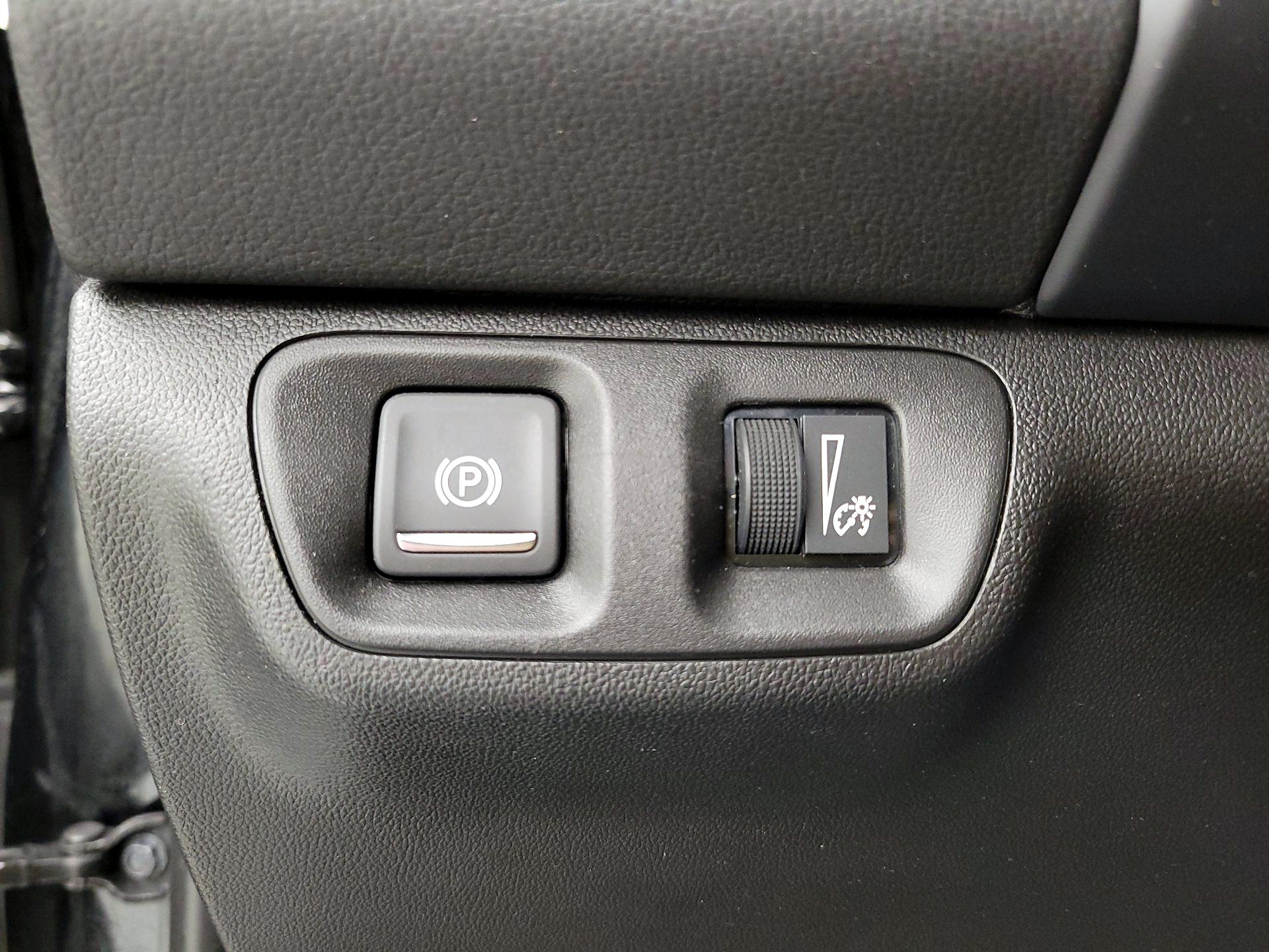 Thumbnail: 2023 GMC Acadia - 13